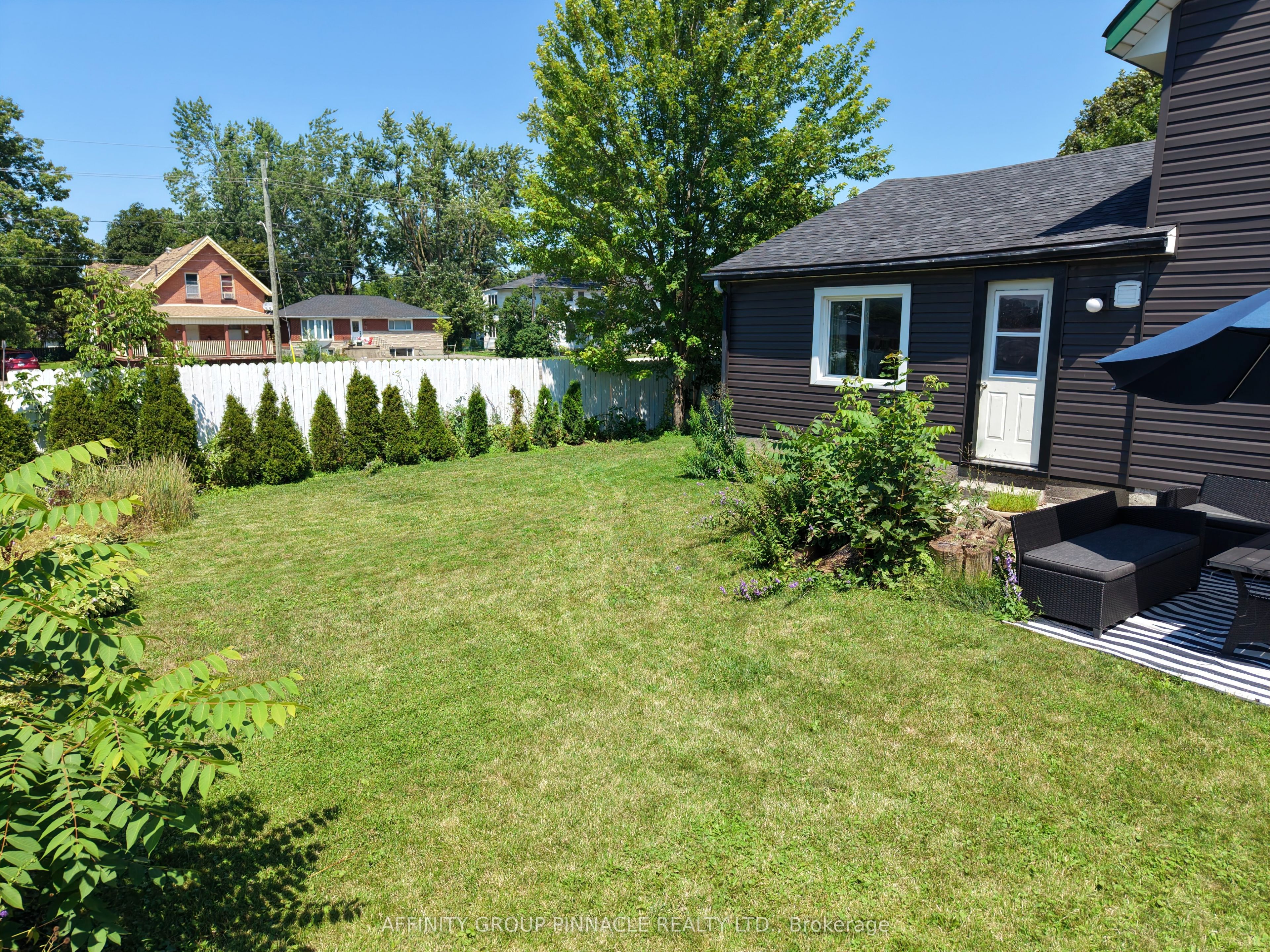 68 King Street Property Photo 42