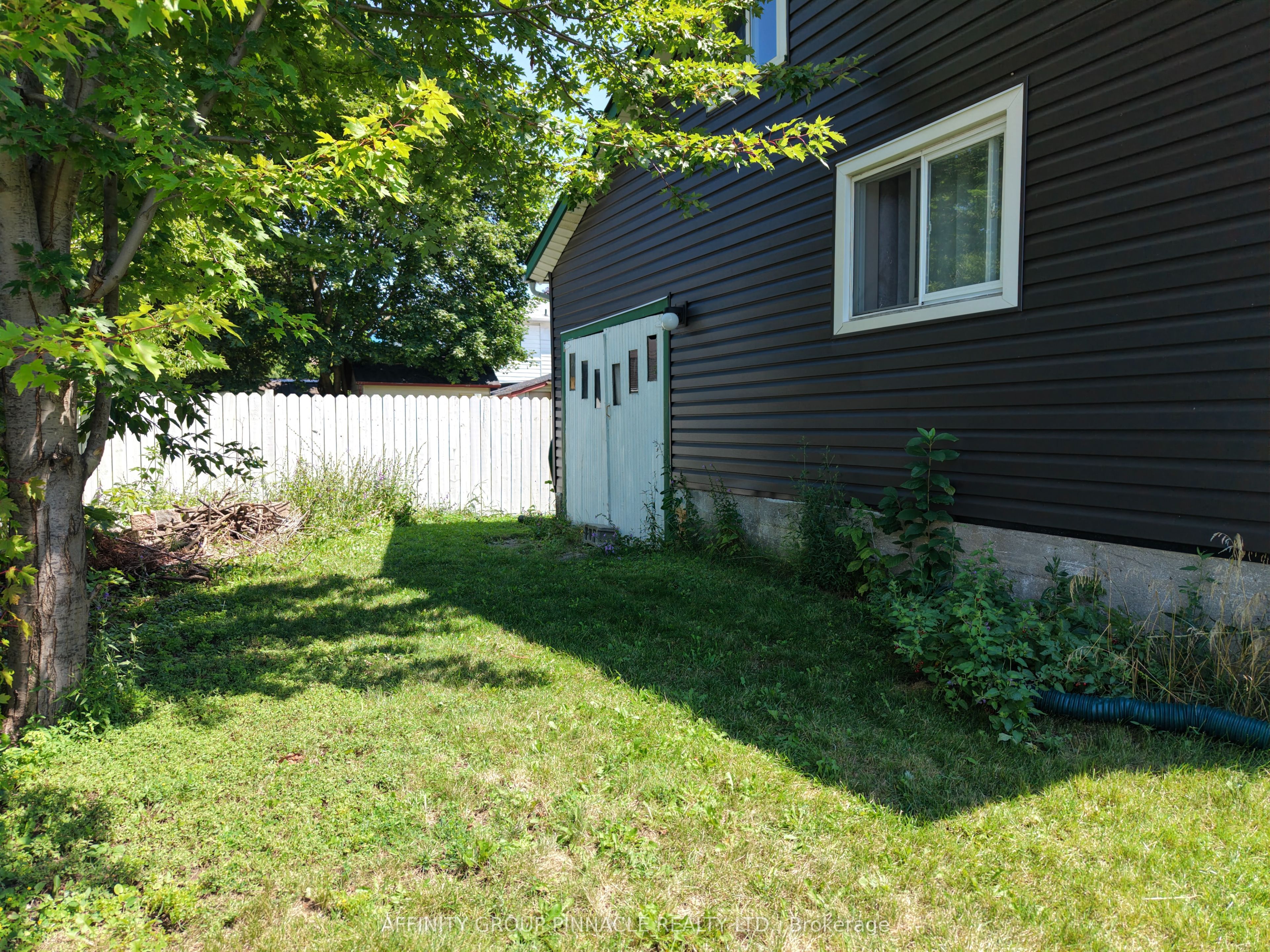68 King Street Property Photo 43