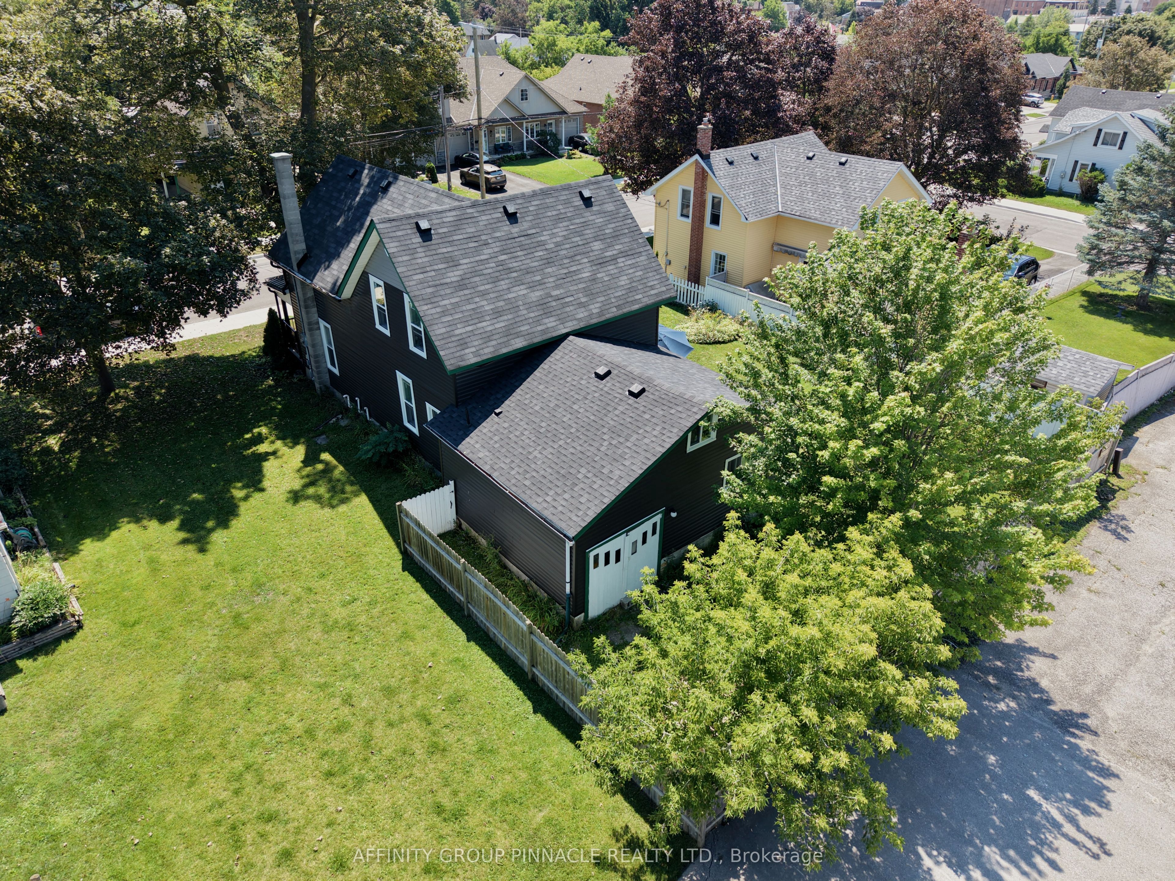 68 King Street Property Photo 44