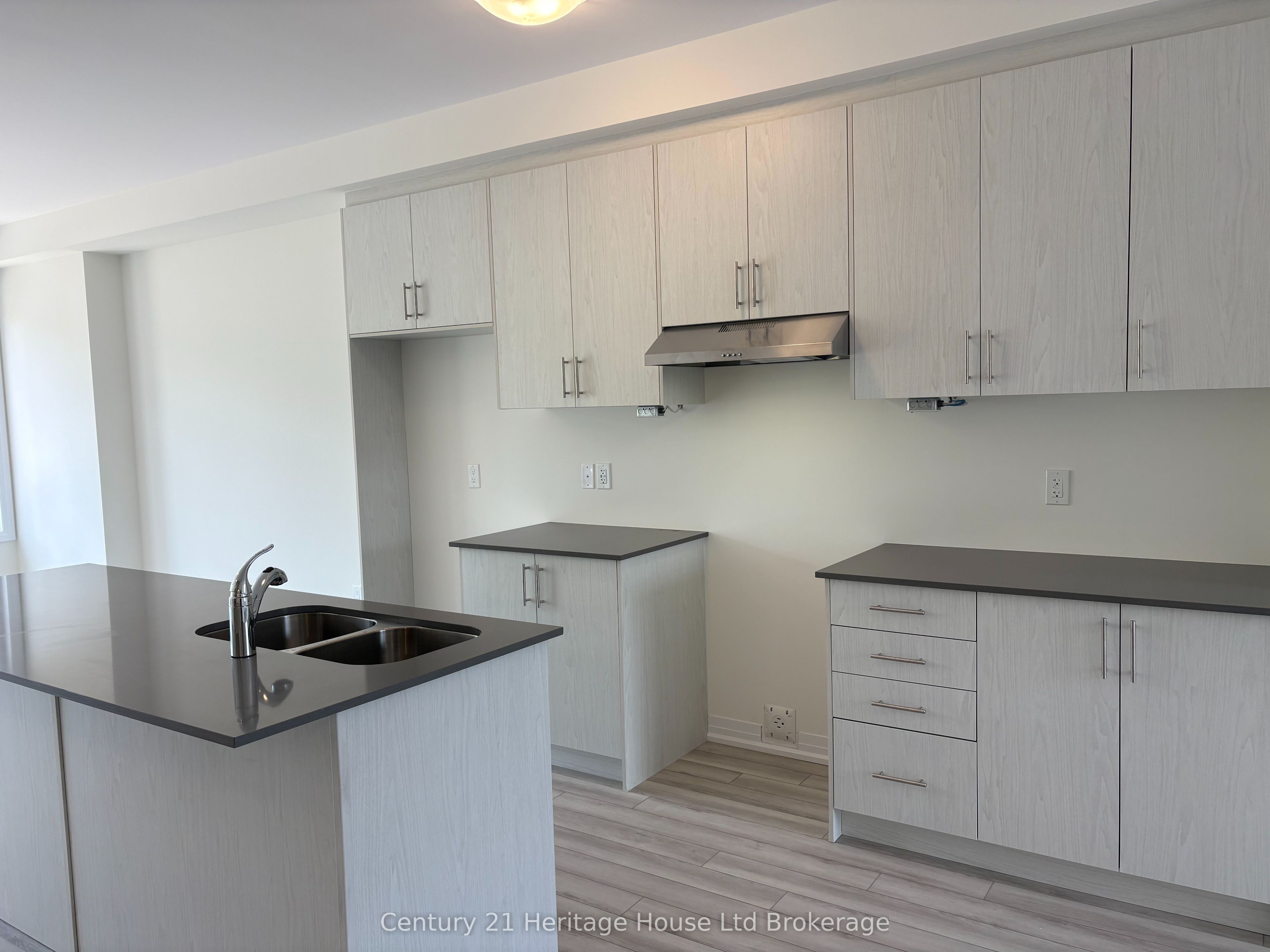 464 Jack Wilford Way Property Photo 8