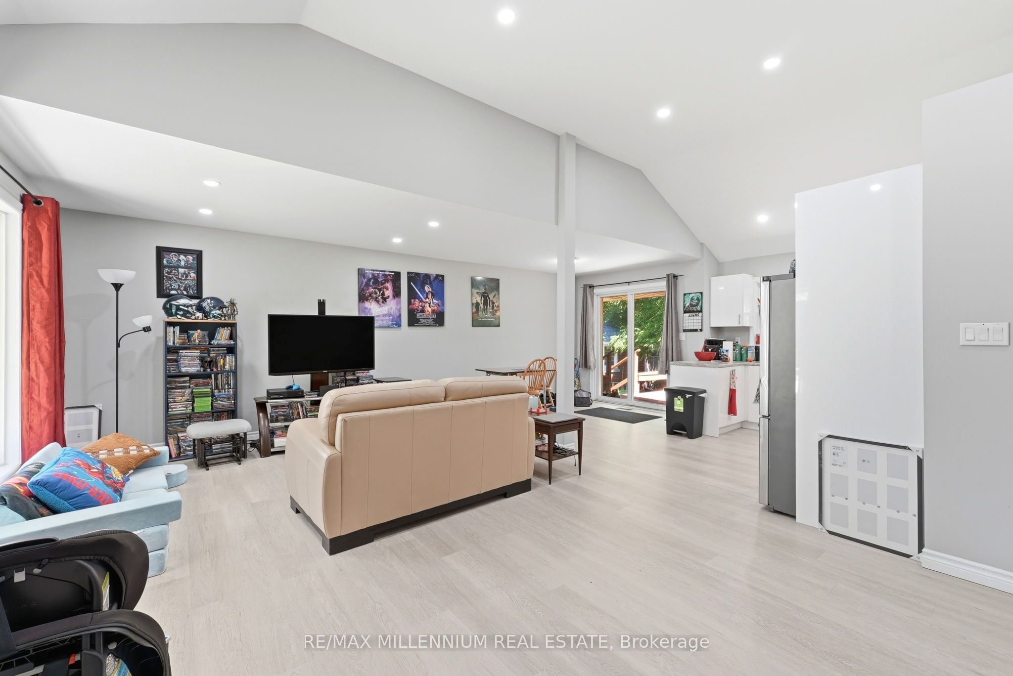 22 Montgomery Road Property Photo 6