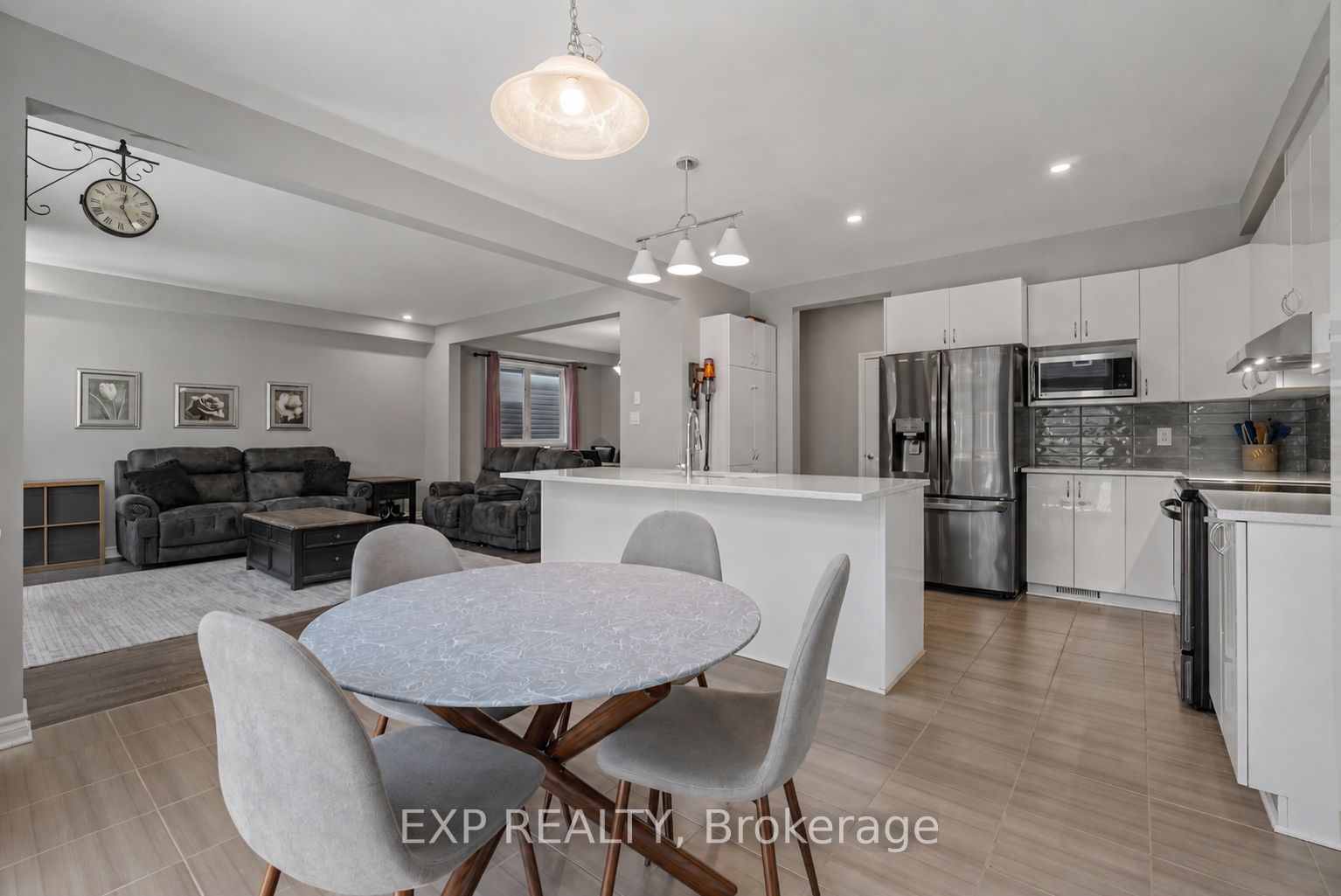 719 Cashmere Terrace Property Photo 17