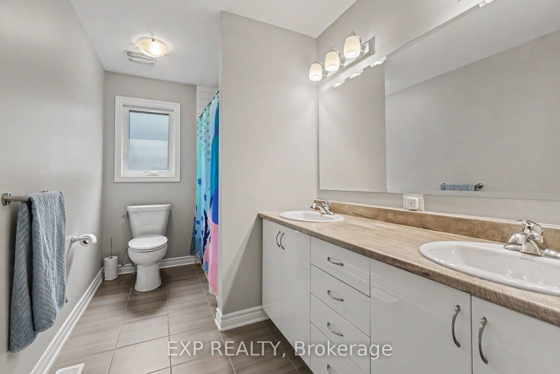 719 Cashmere Terrace Property Photo 29