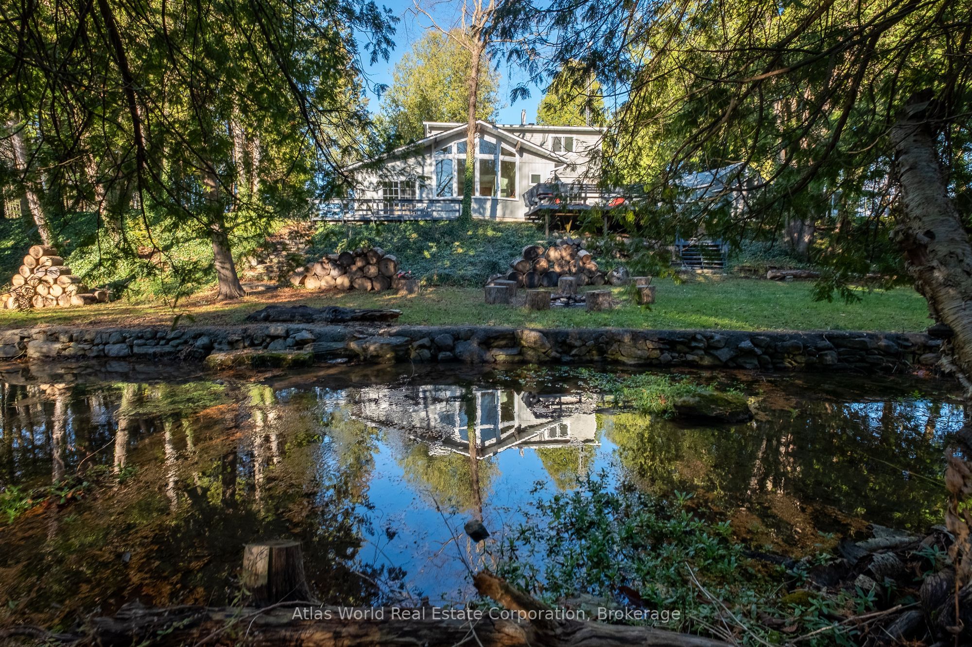 19 Front Street Property Photo 1