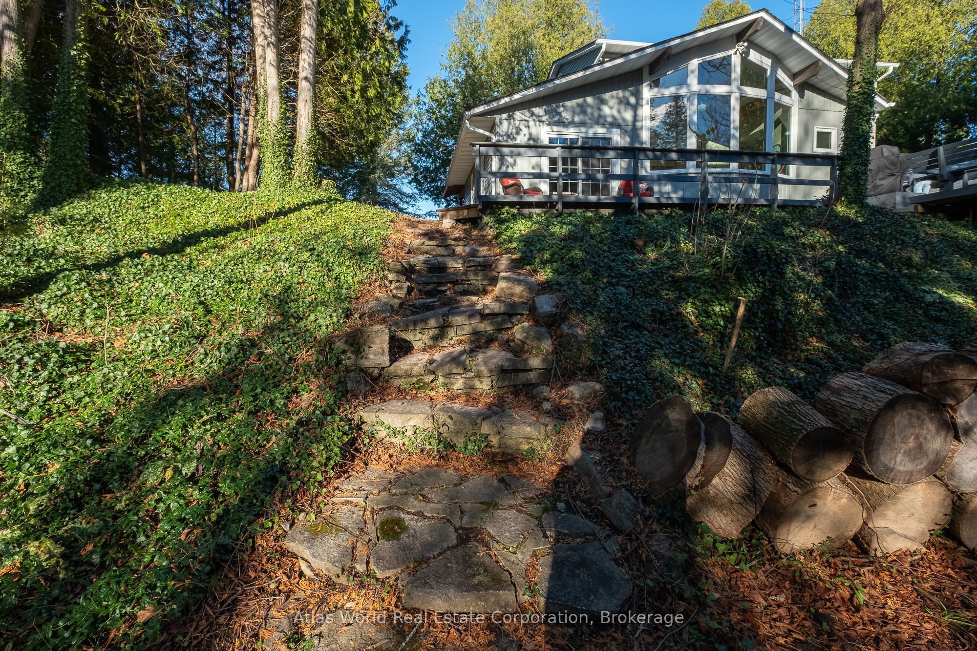 19 Front Street Property Photo 4