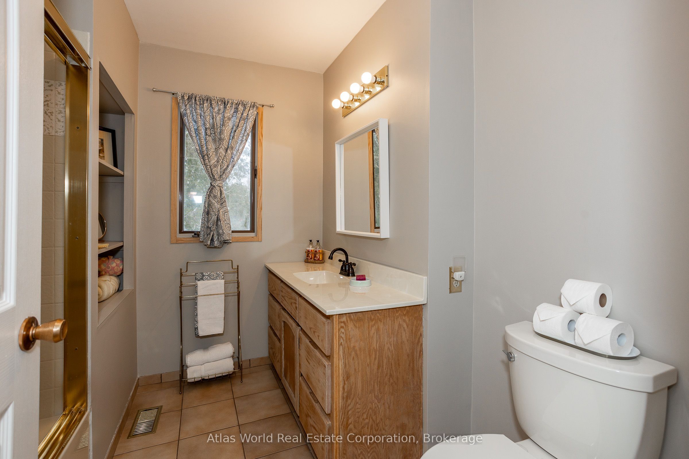 19 Front Street Property Photo 40