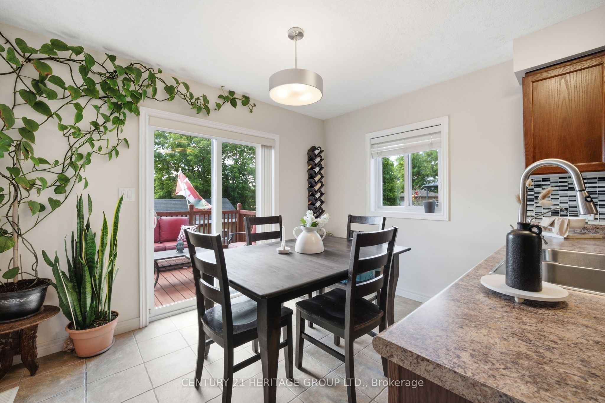 120 Yates Avenue Property Photo 10