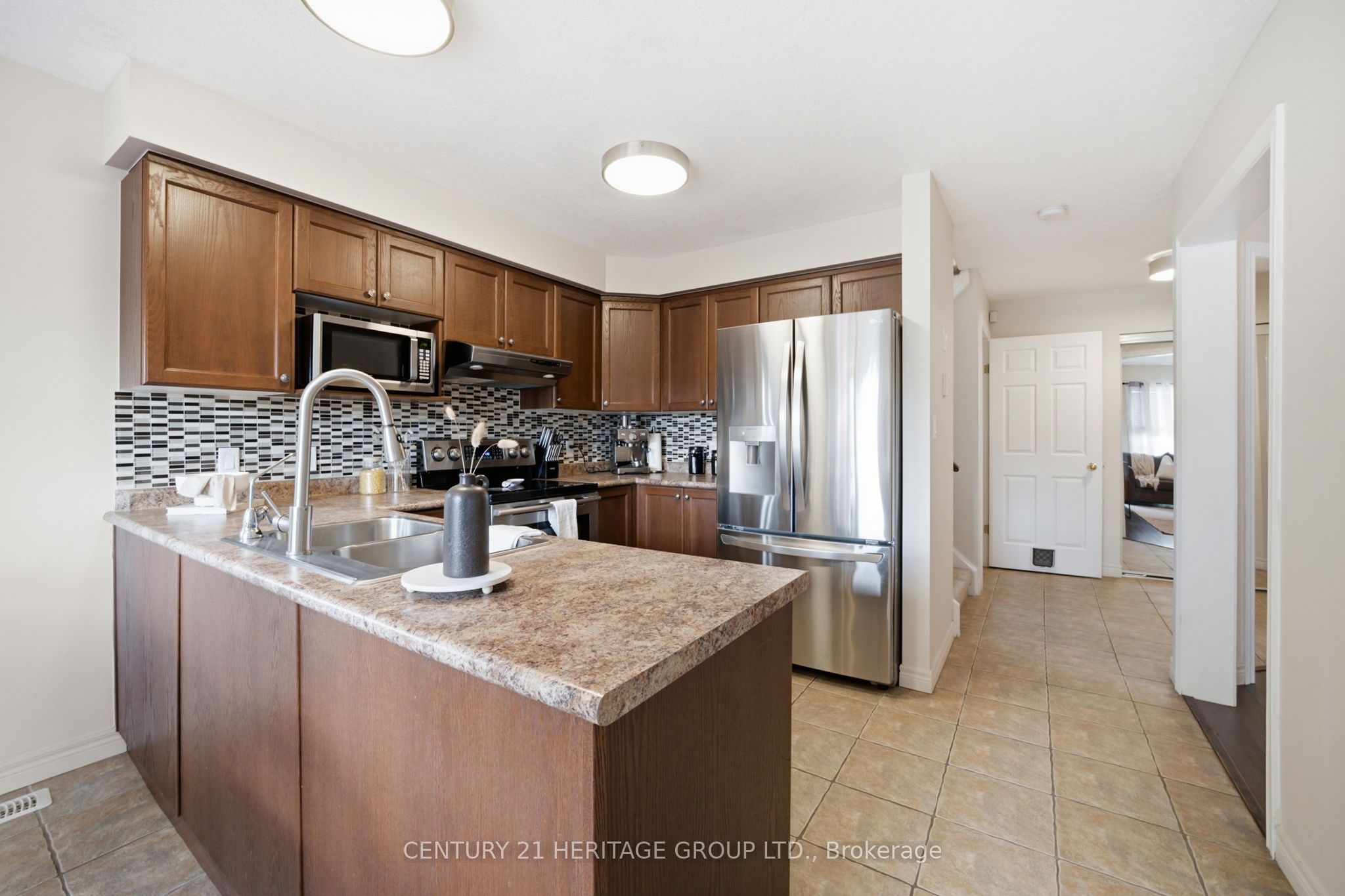 120 Yates Avenue Property Photo 11