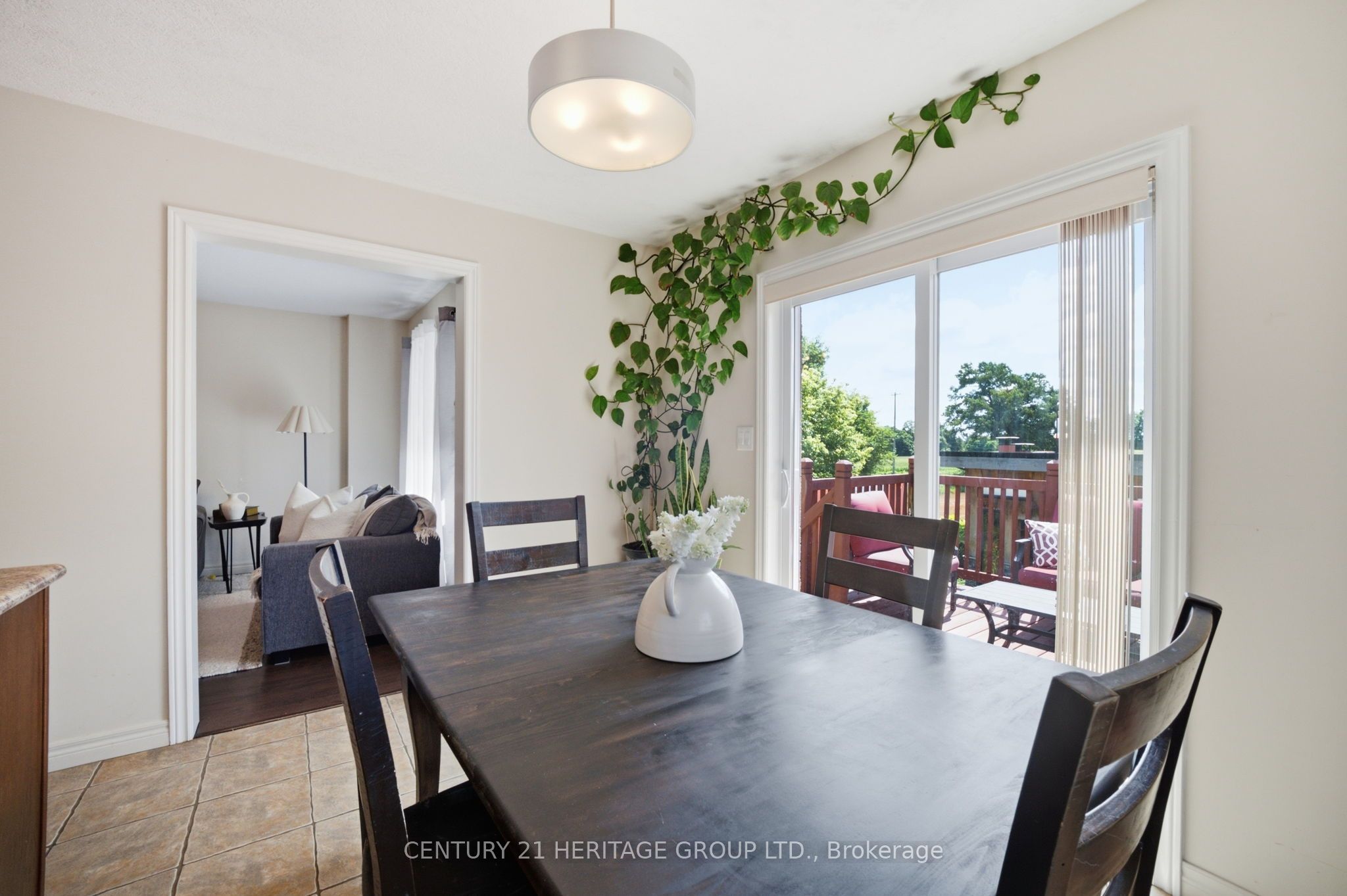 120 Yates Avenue Property Photo 15
