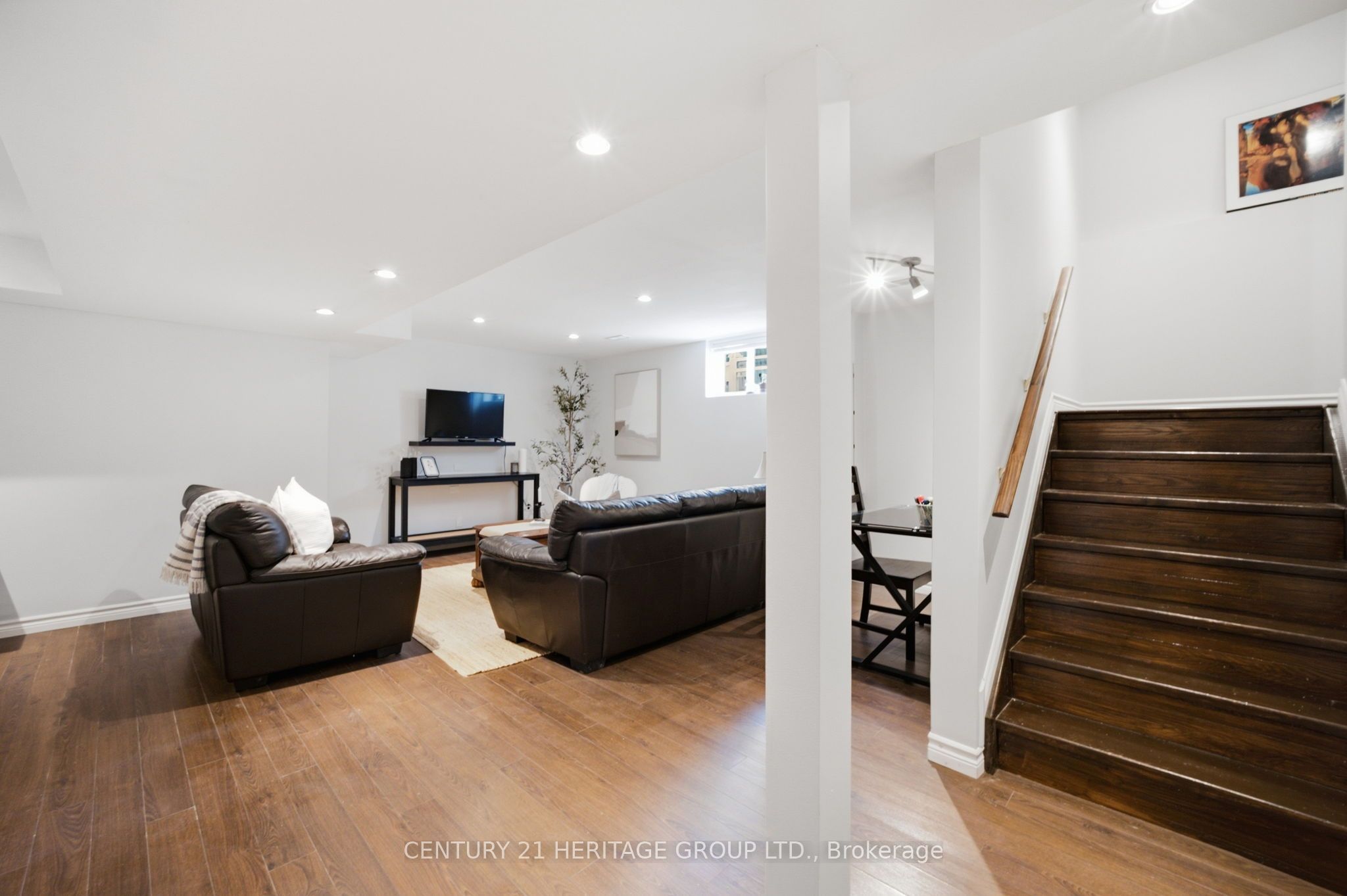 120 Yates Avenue Property Photo 29