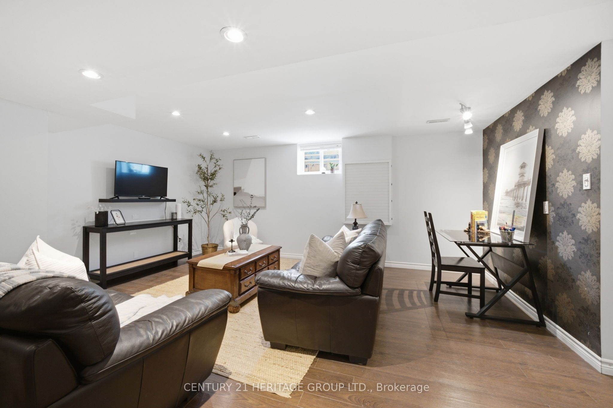120 Yates Avenue Property Photo 33