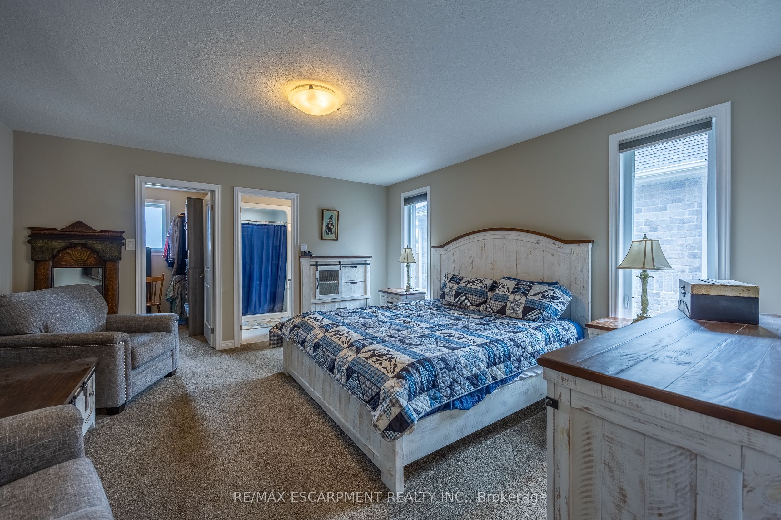 7 Stonebridge Place Property Photo 18