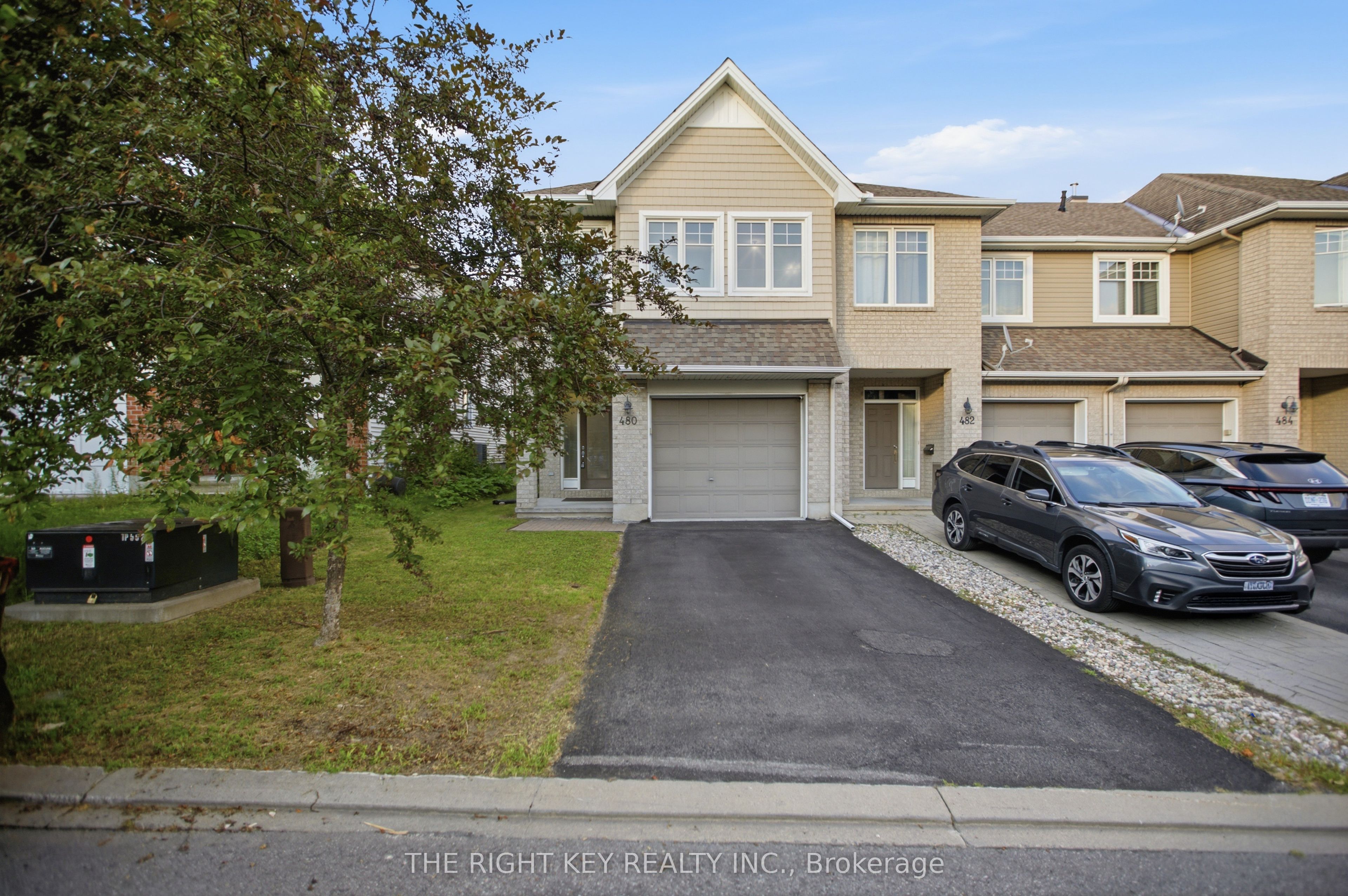 480 Stalwart Crescent Property Photo 1