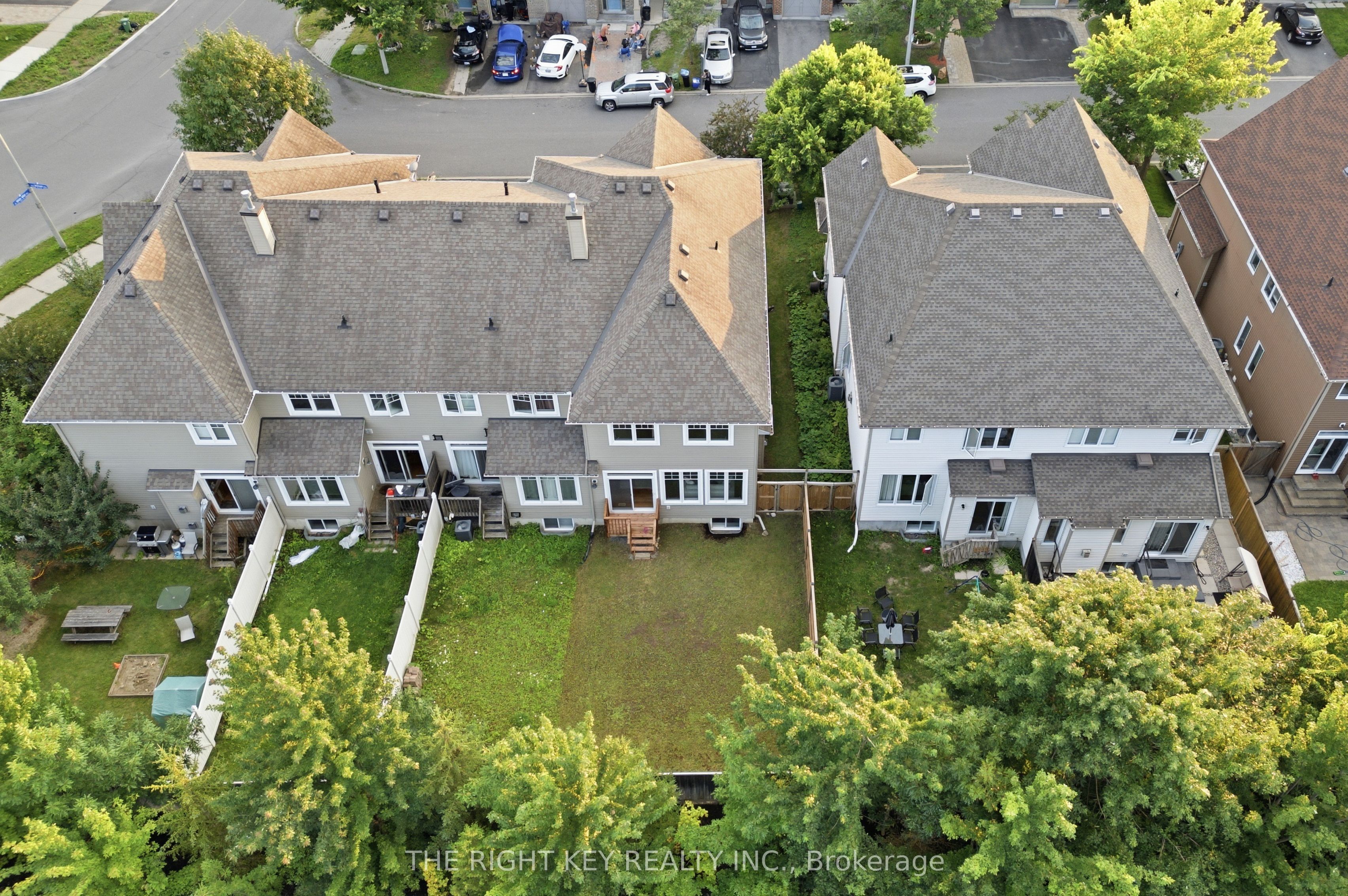 480 Stalwart Crescent Property Photo 36
