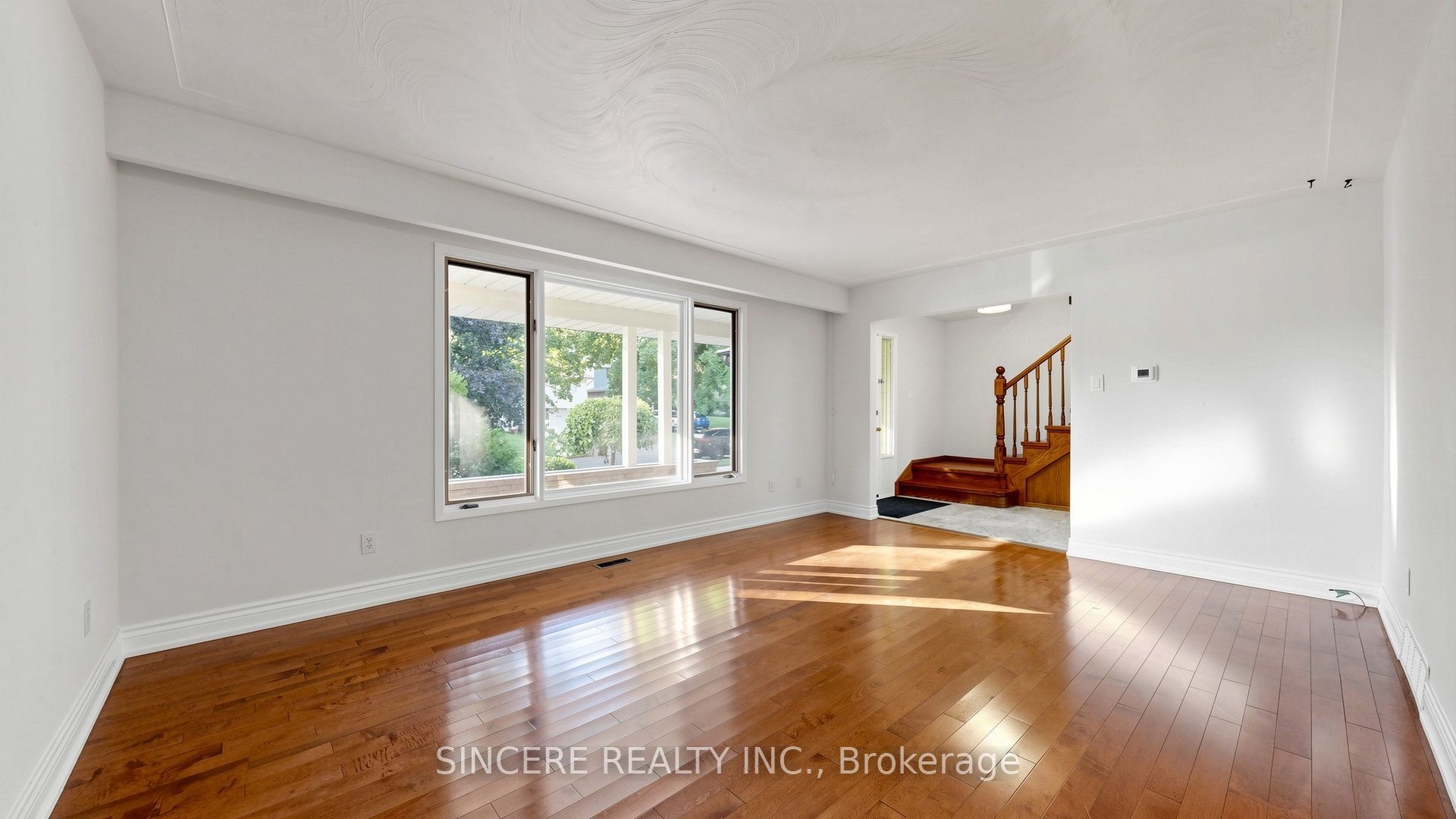 118 Candlewood Crescent Property Photo 10