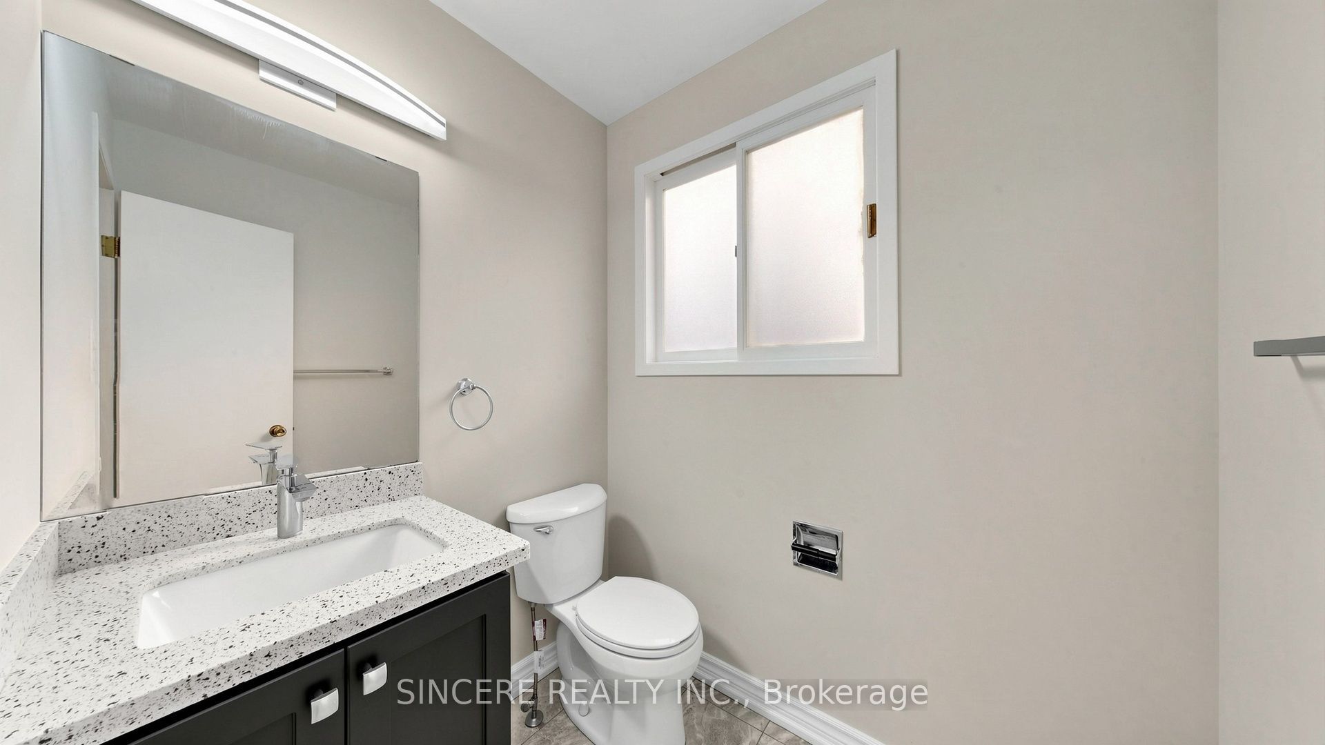 118 Candlewood Crescent Property Photo 20