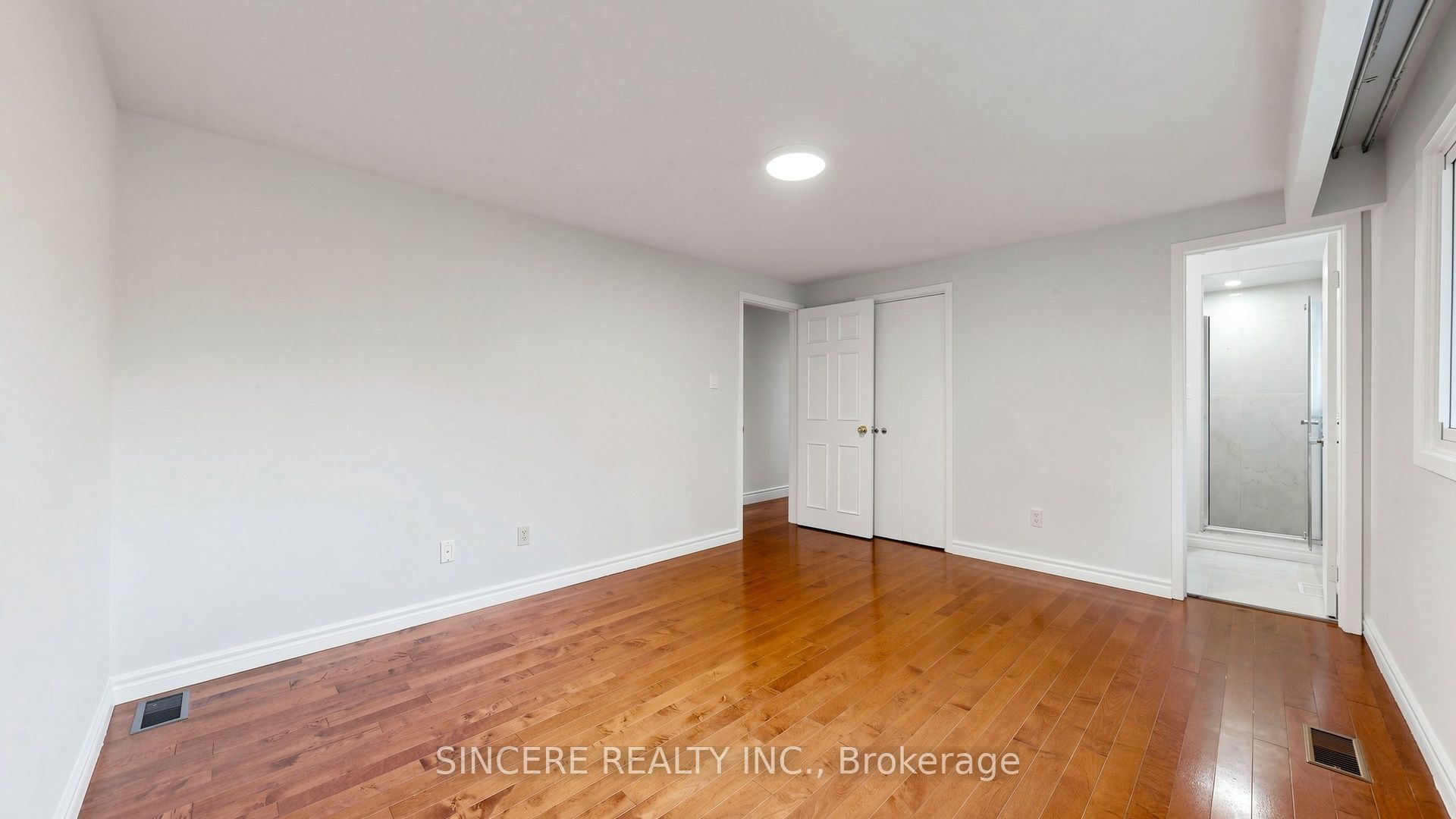 118 Candlewood Crescent Property Photo 28
