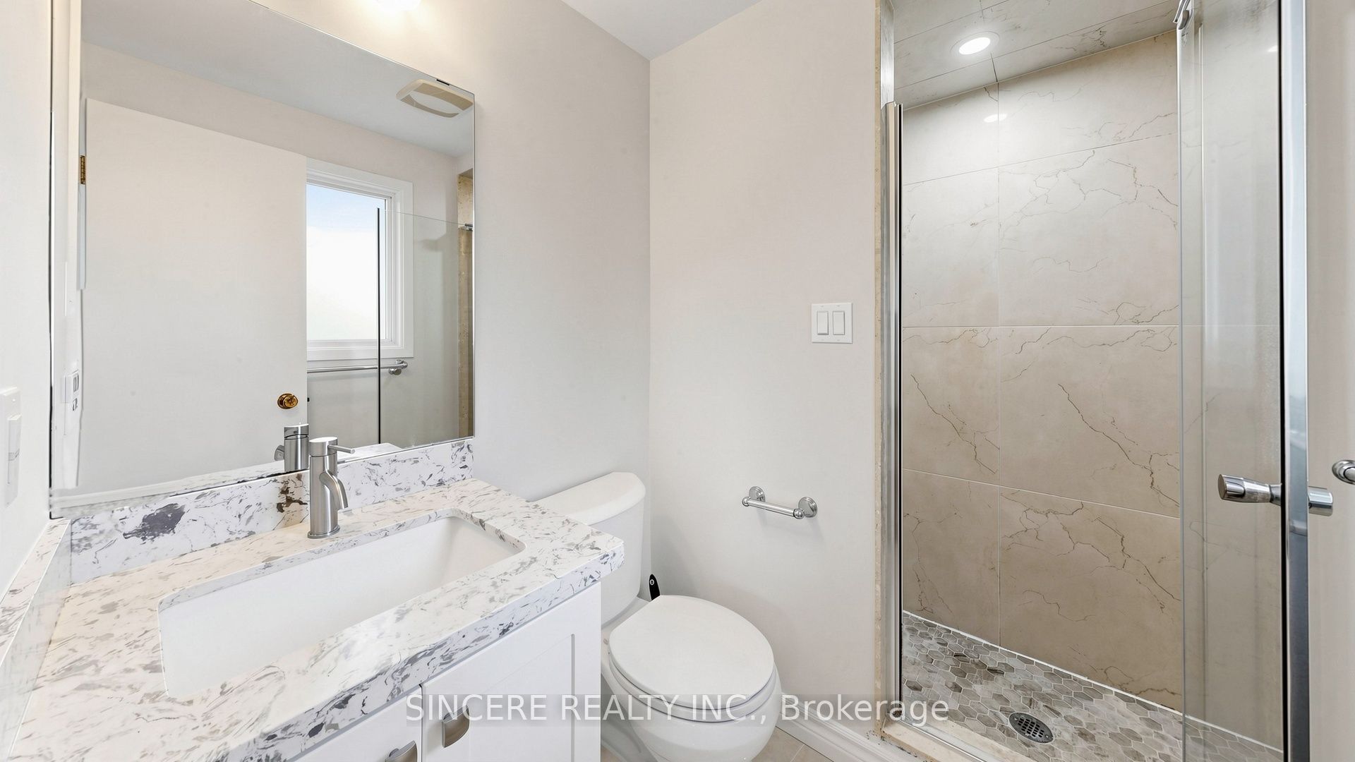 118 Candlewood Crescent Property Photo 30