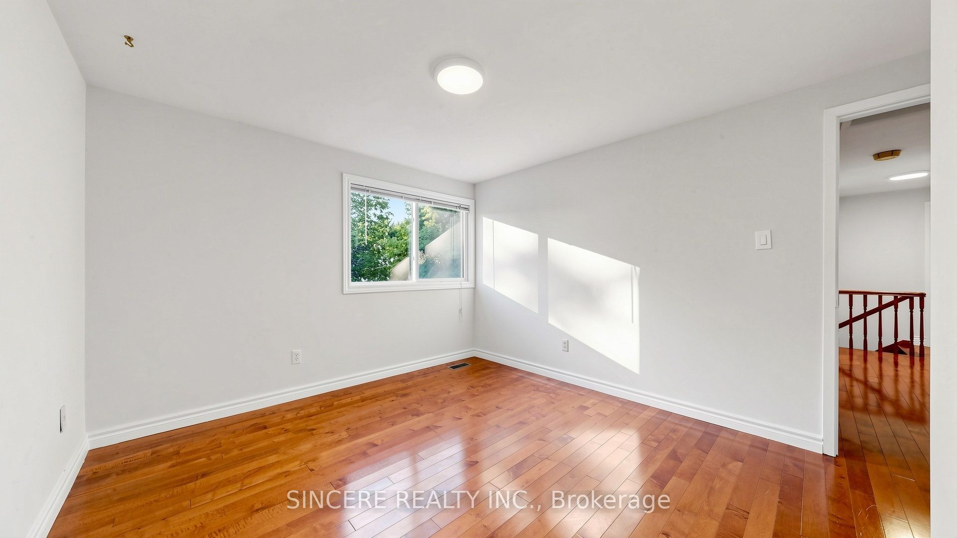 118 Candlewood Crescent Property Photo 32