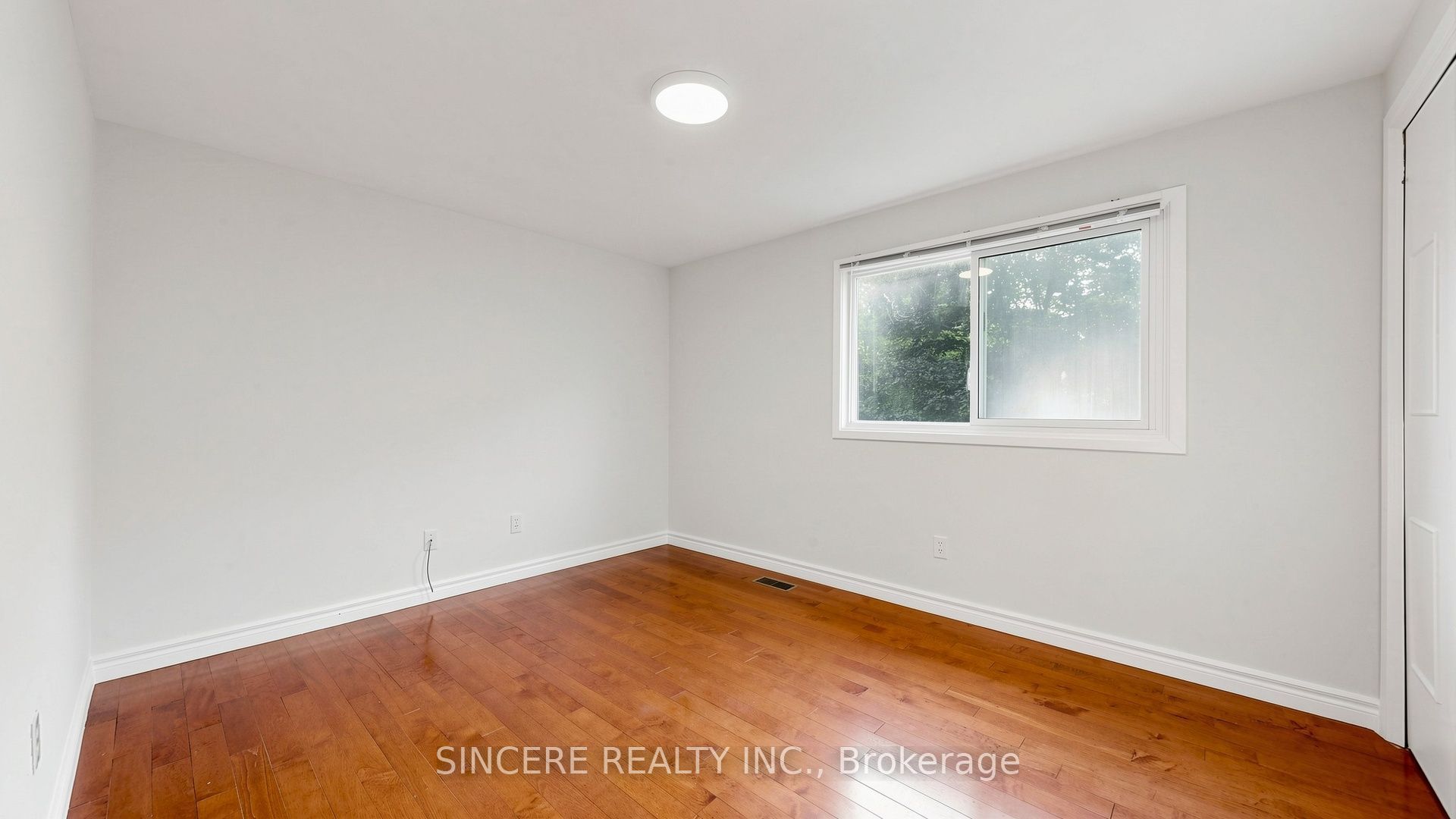 118 Candlewood Crescent Property Photo 33