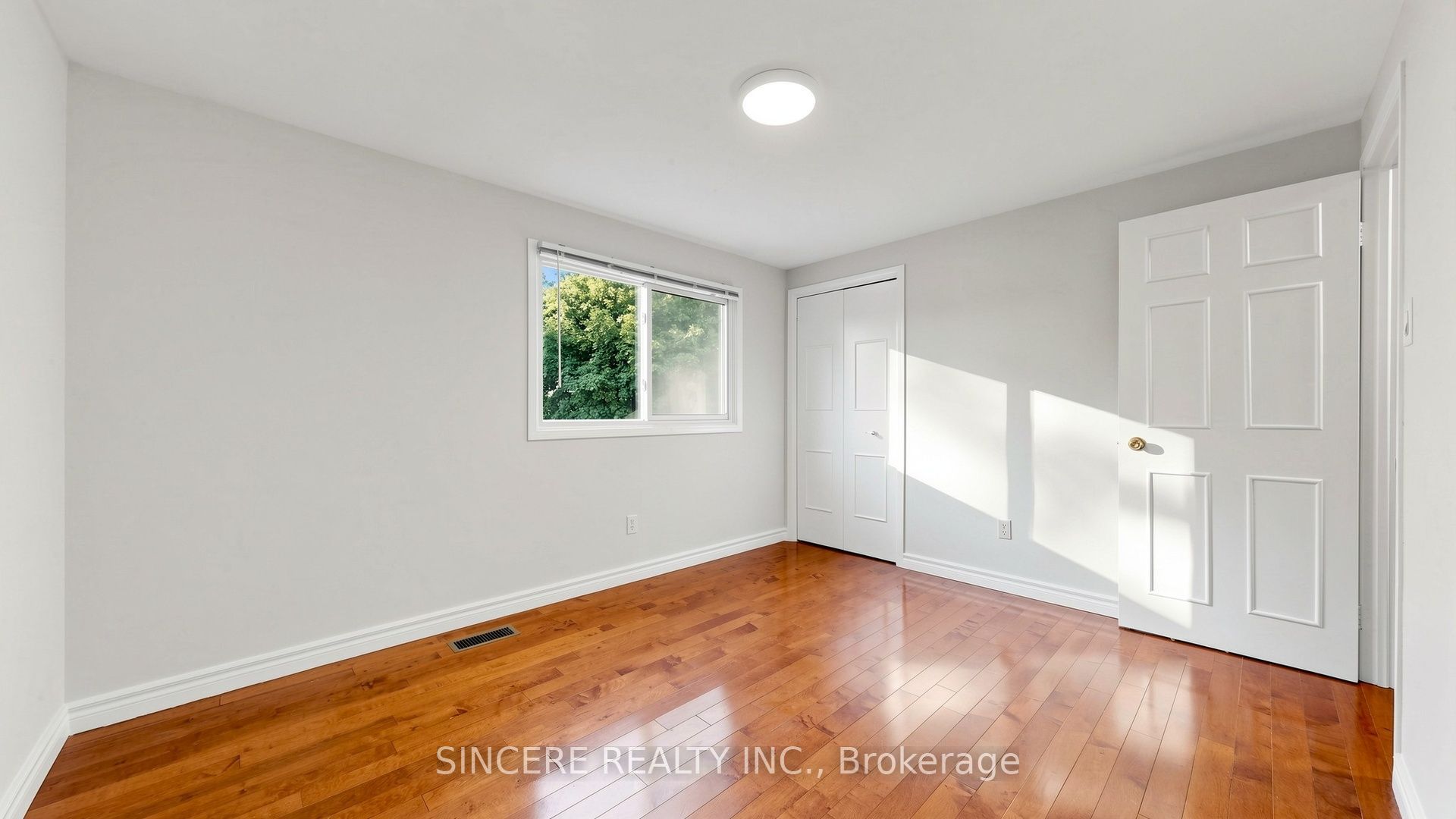 118 Candlewood Crescent Property Photo 34