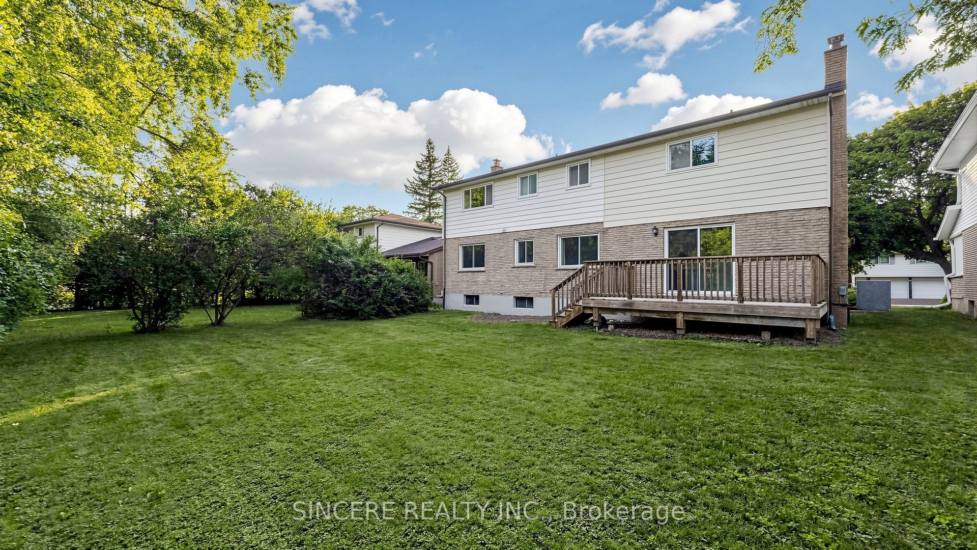 118 Candlewood Crescent Property Photo 49