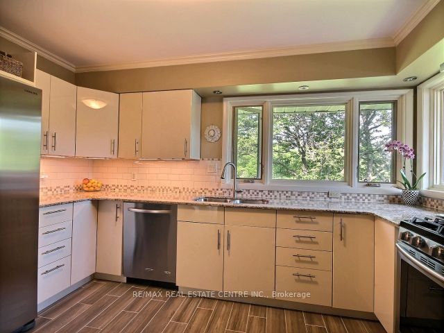 44 Brodick Street Property Photo 16