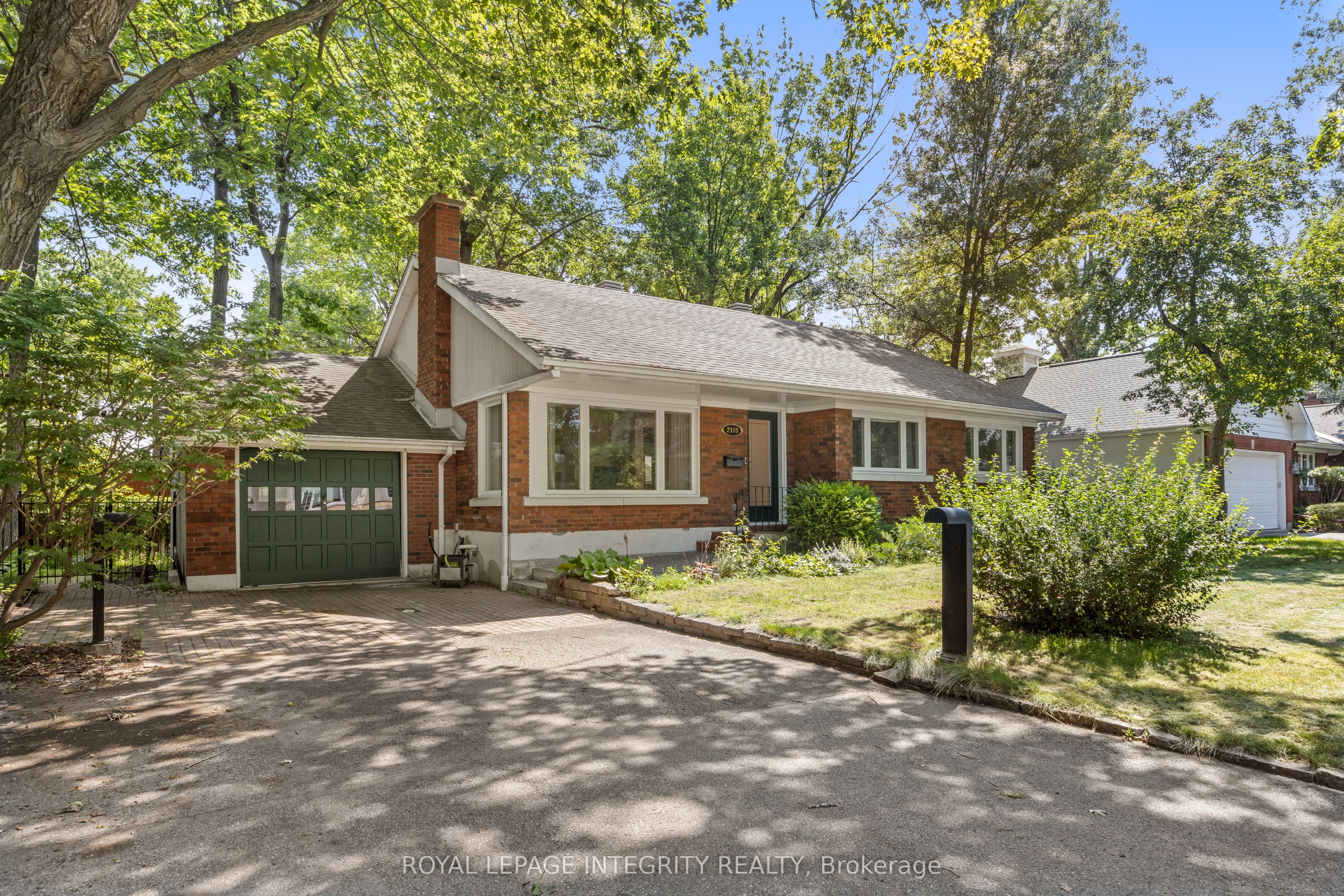 2183 Woodcrest Road Property Photo 1
