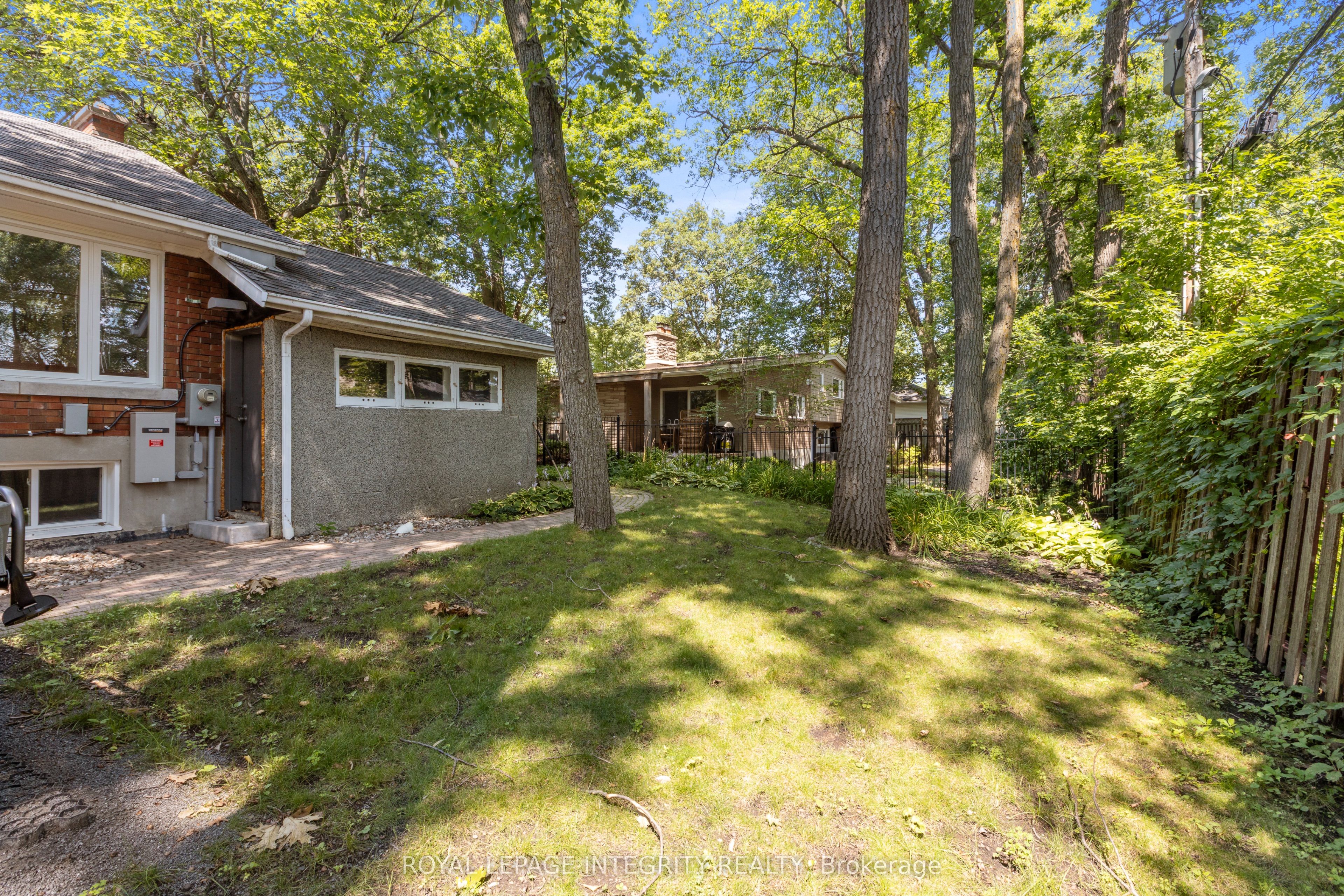 2183 Woodcrest Road Property Photo 32