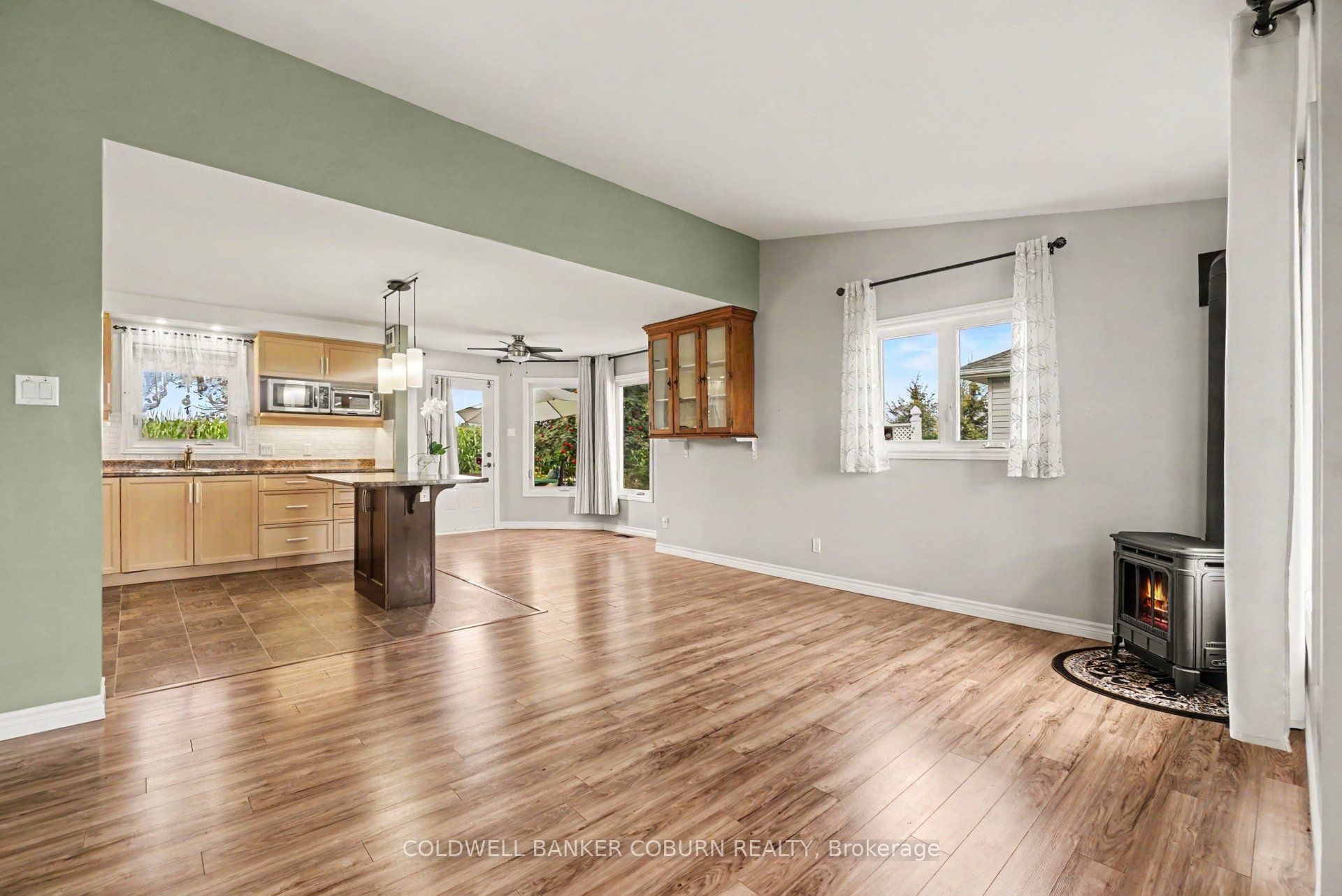 127 Elizabeth Drive Property Photo 18
