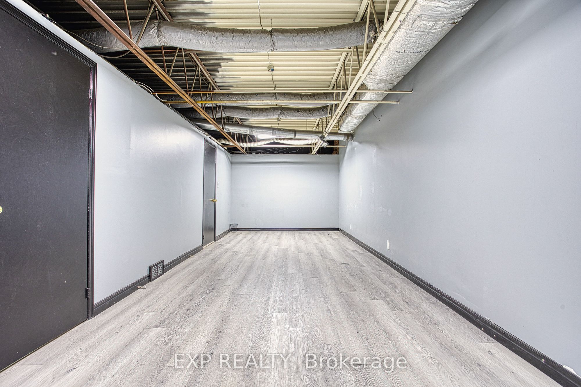 112 Ormond Street S Property Photo 13