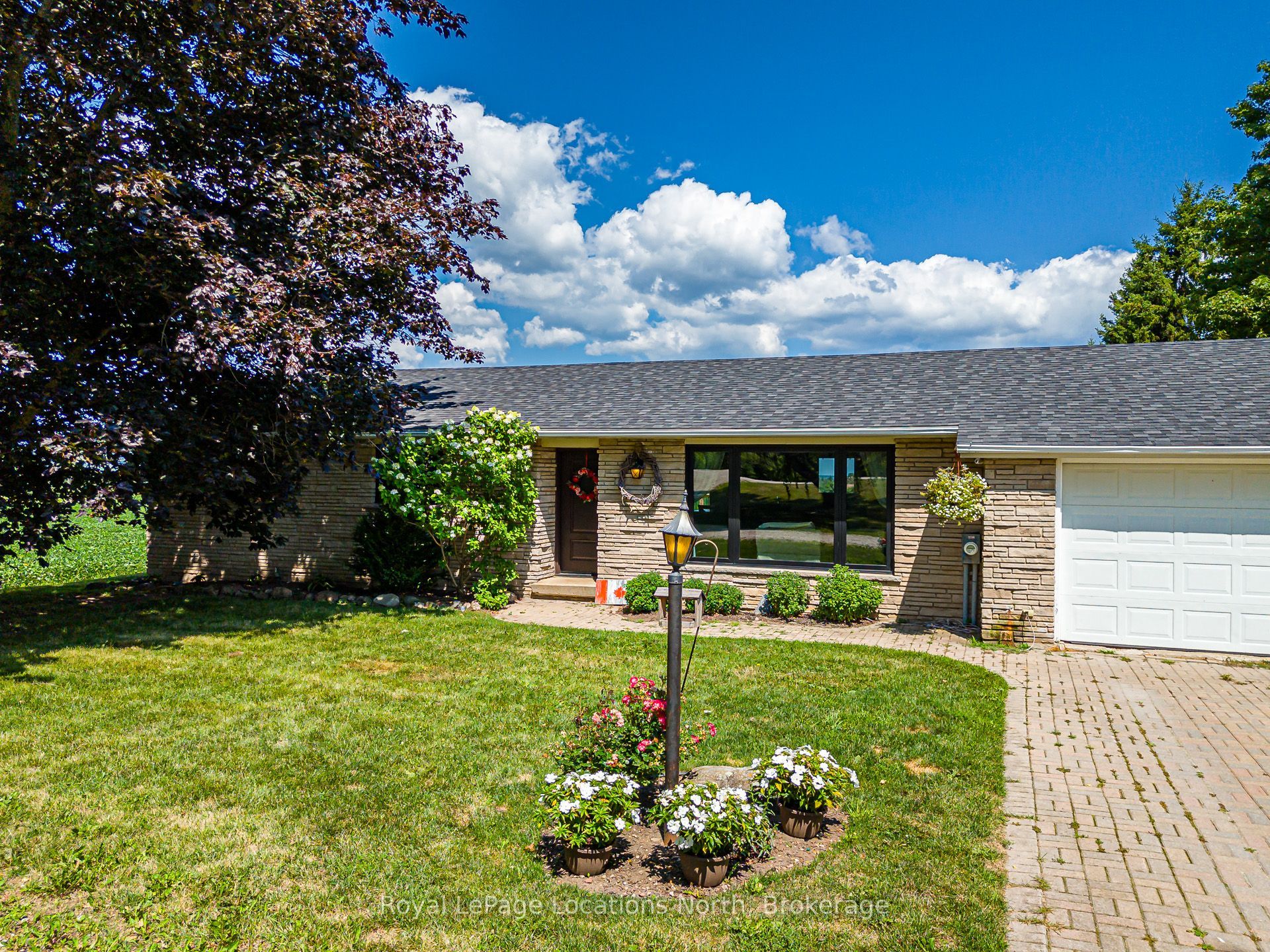 728099 21 Side Road Property Photo 1