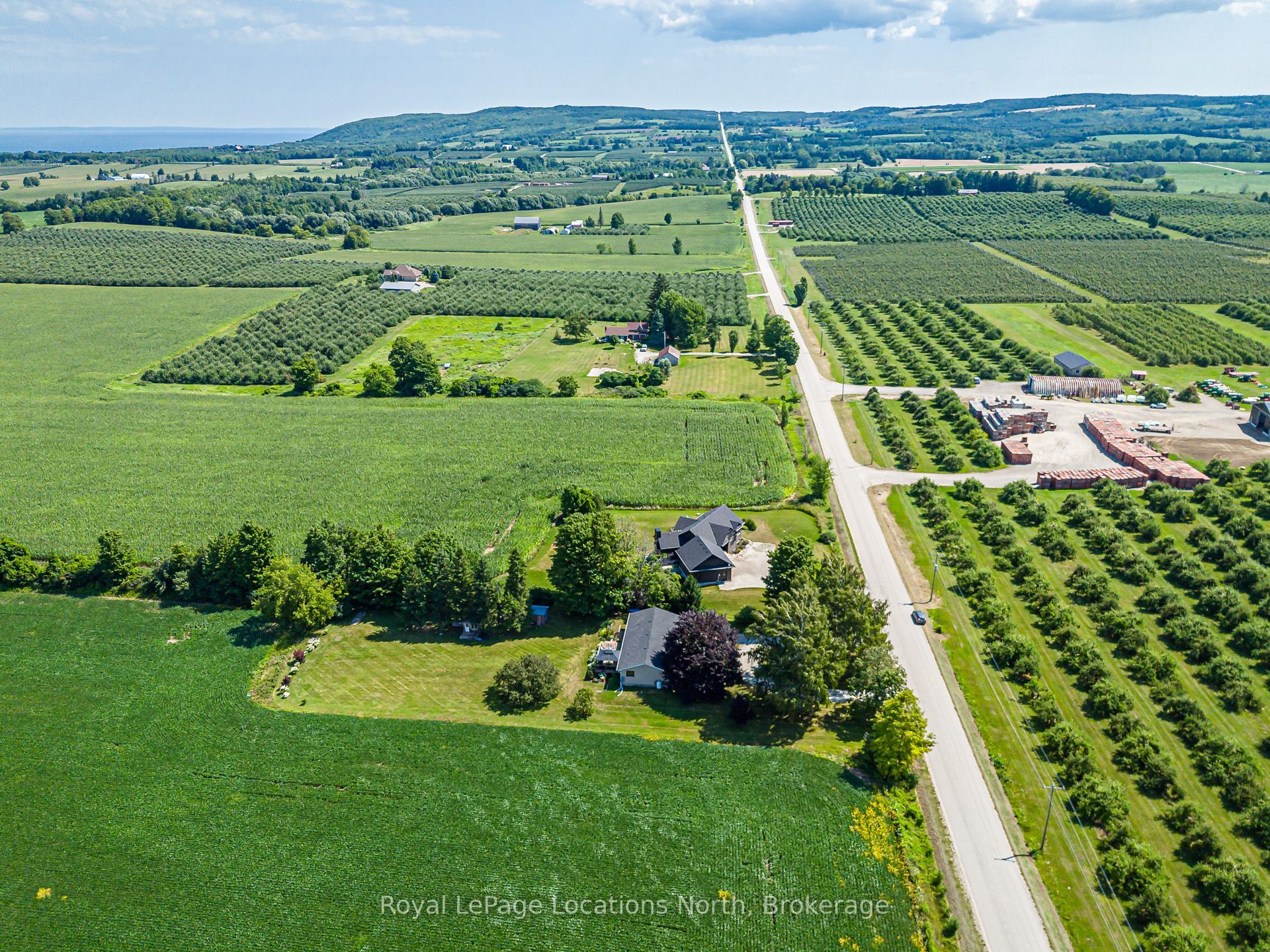 728099 21 Side Road Property Photo 5