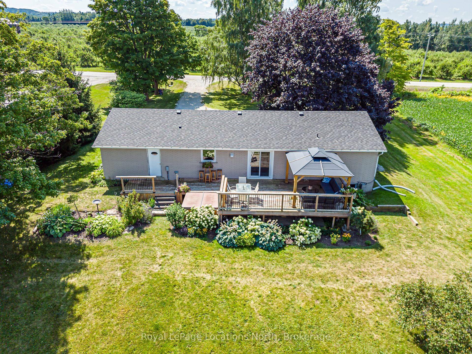 728099 21 Side Road Property Photo 6