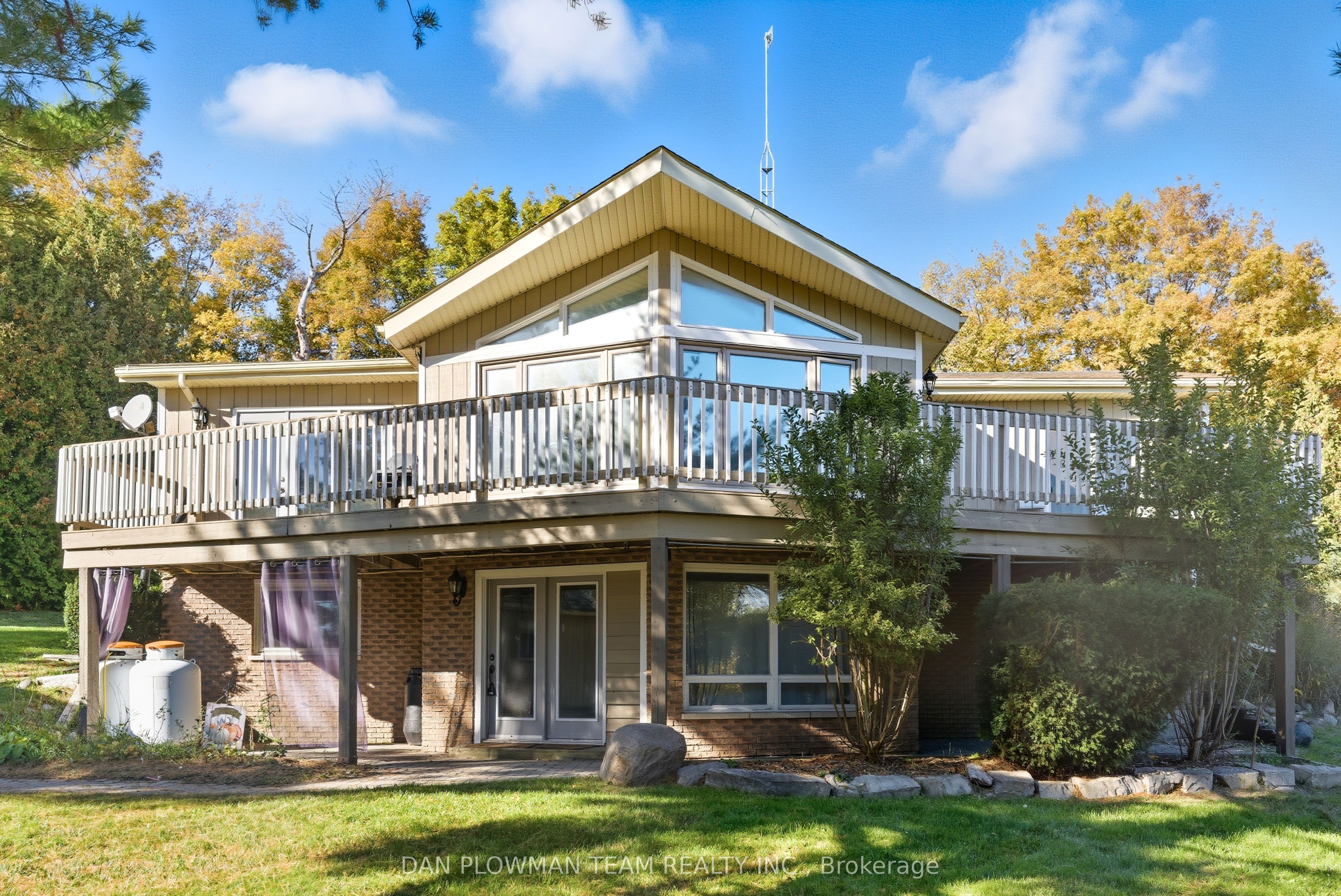 236 Rutherford Road Property Photo 1
