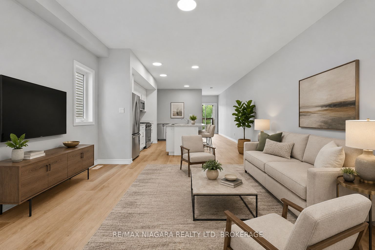 47 Superior Street Property Photo 7