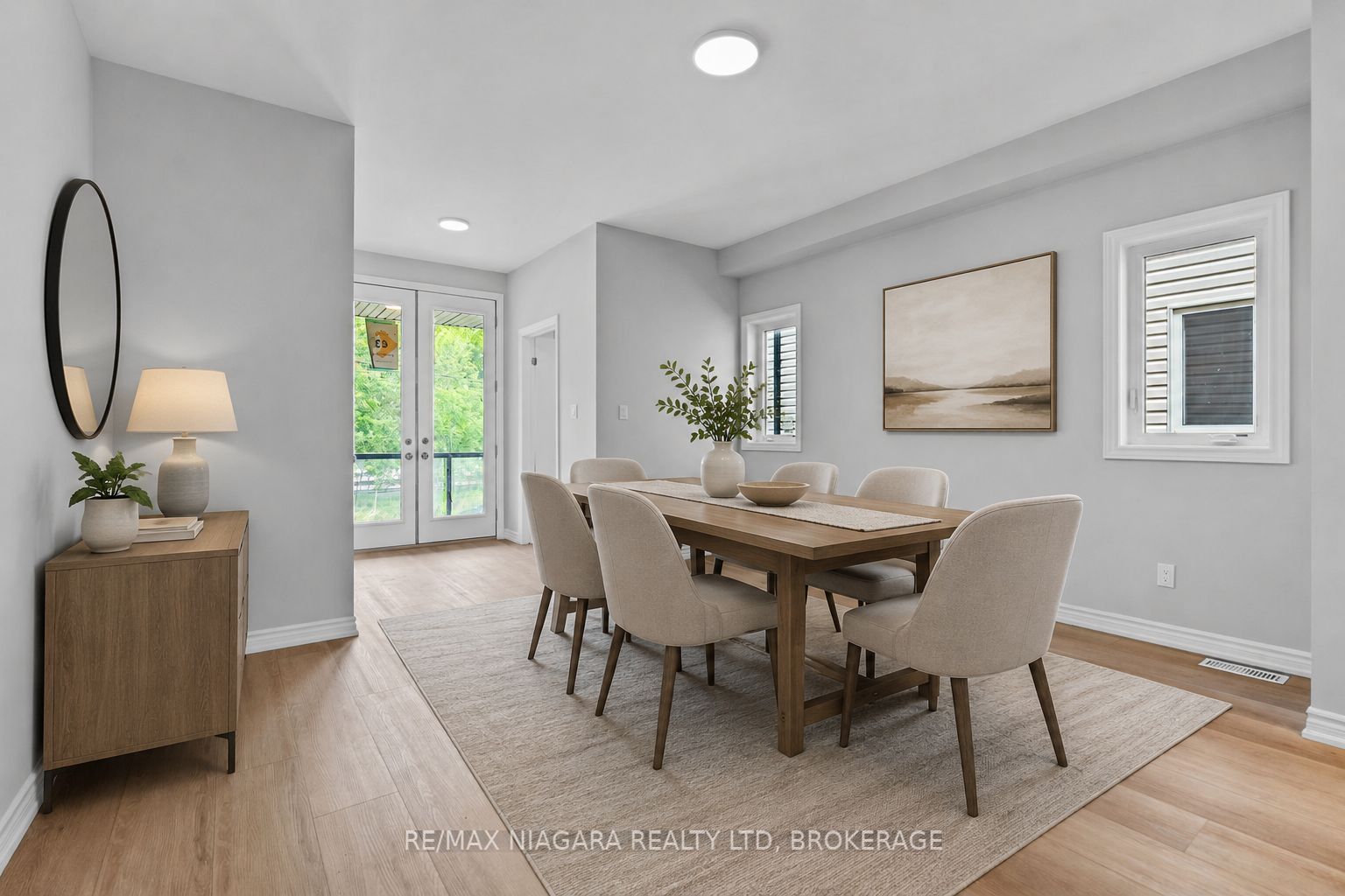 47 Superior Street Property Photo 9