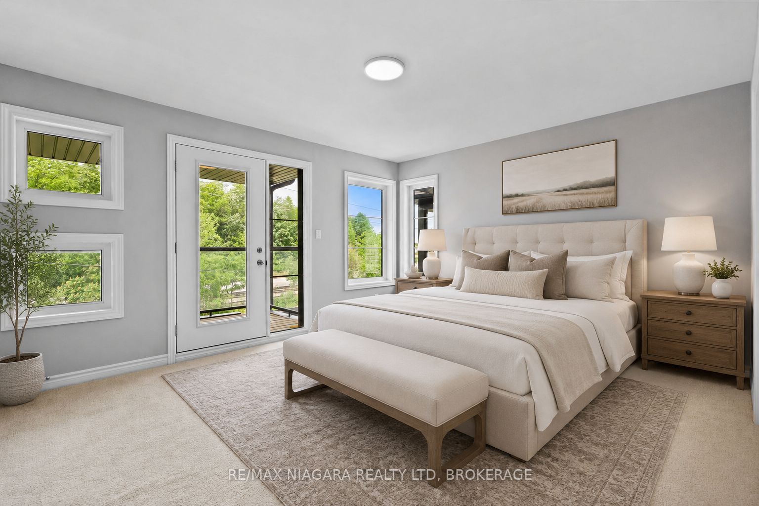 47 Superior Street Property Photo 15