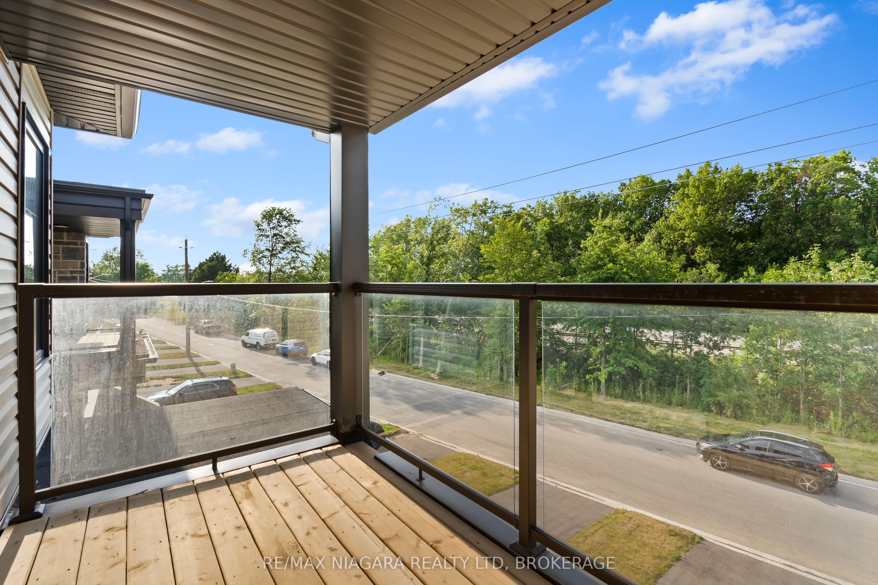 47 Superior Street Property Photo 16