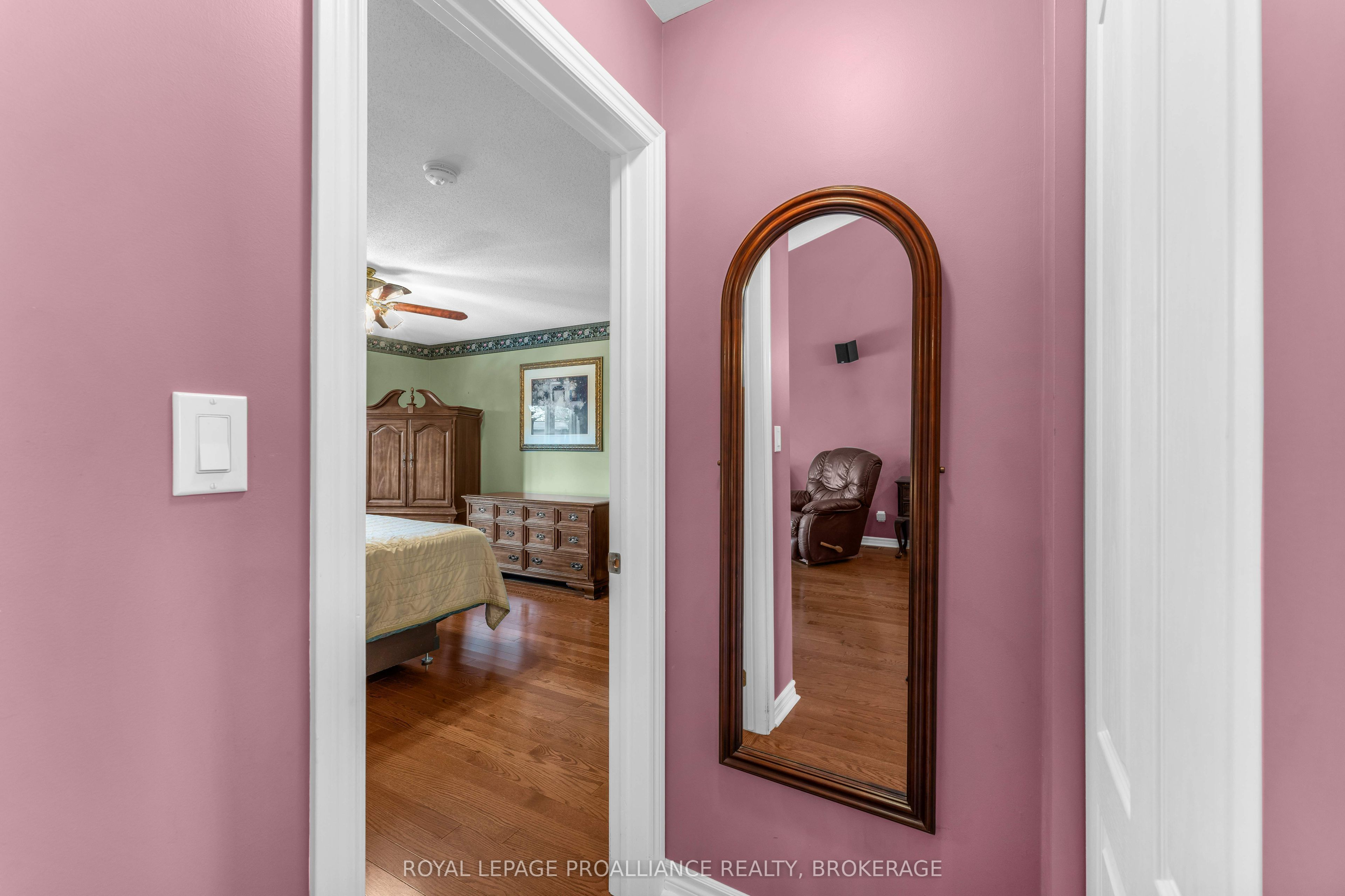 523 Trimble Gate Property Photo 18