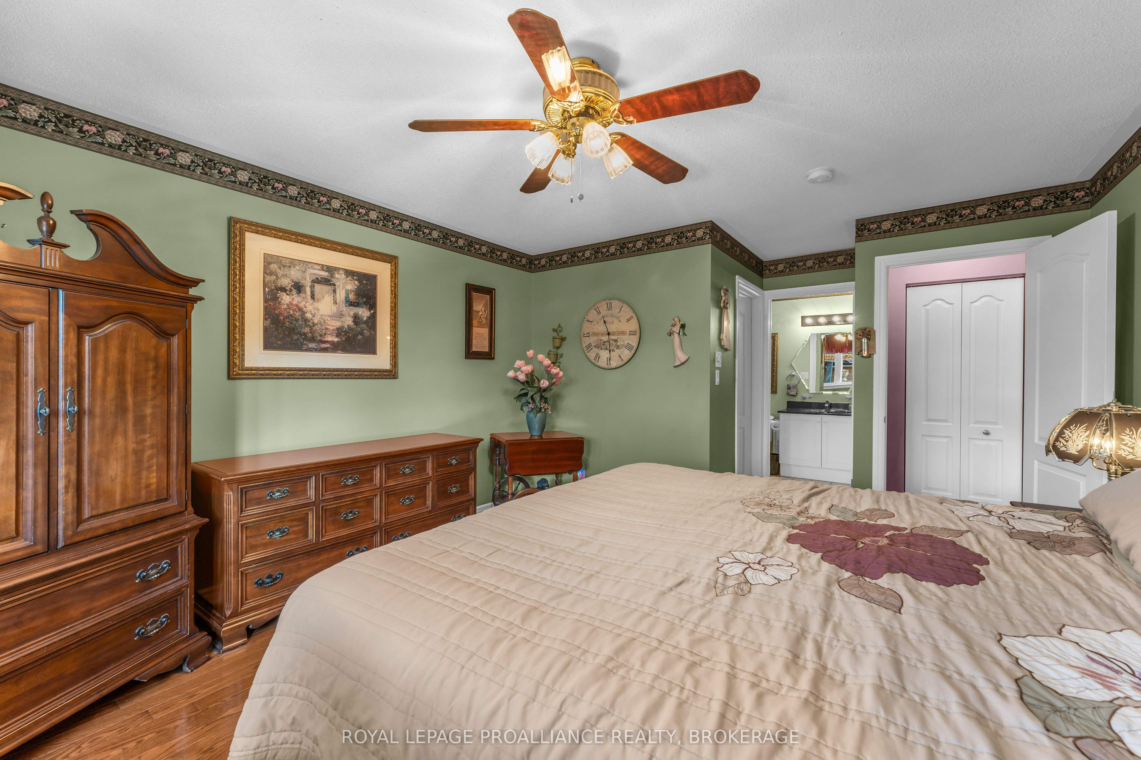 523 Trimble Gate Property Photo 21
