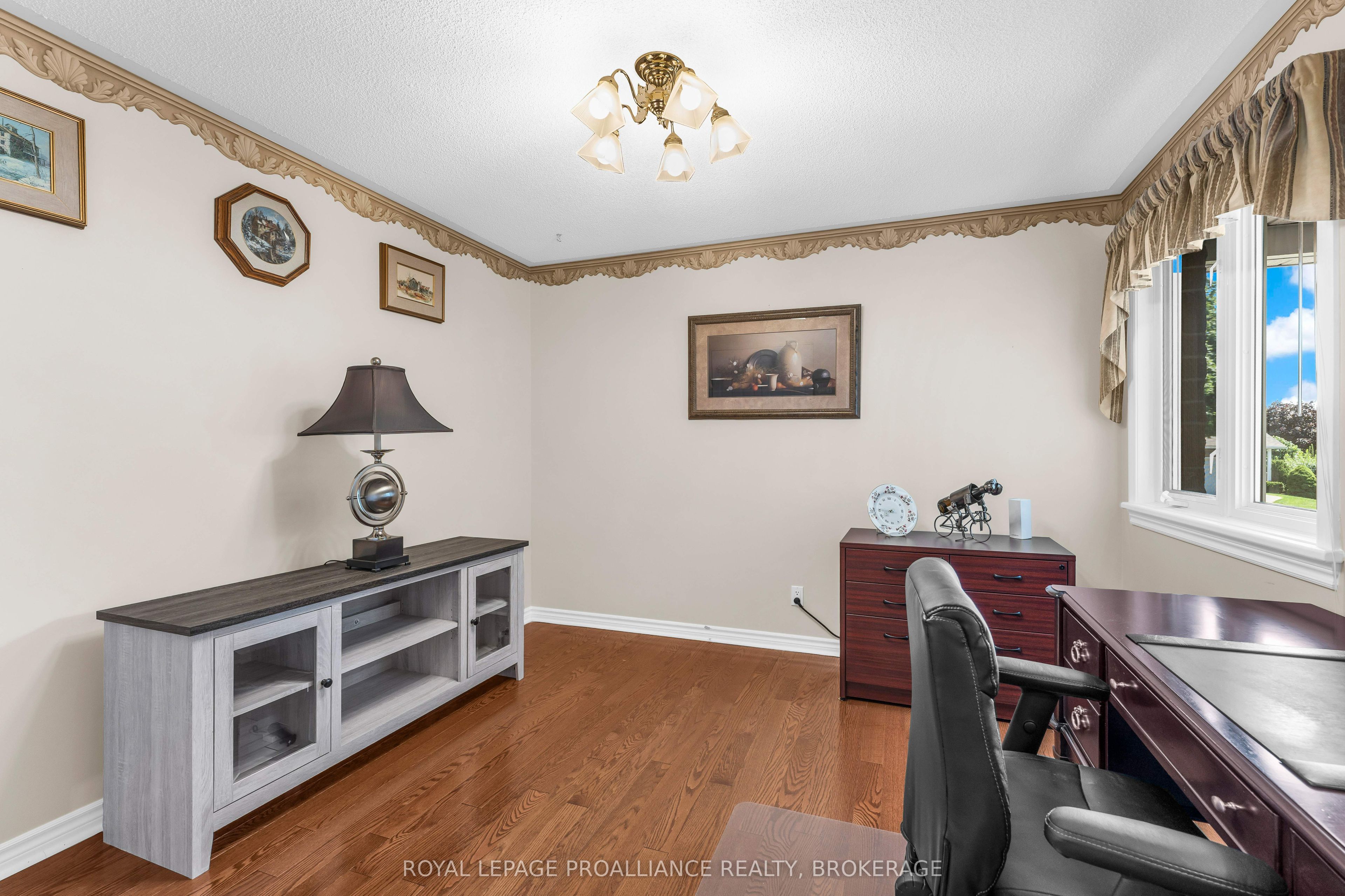 523 Trimble Gate Property Photo 24