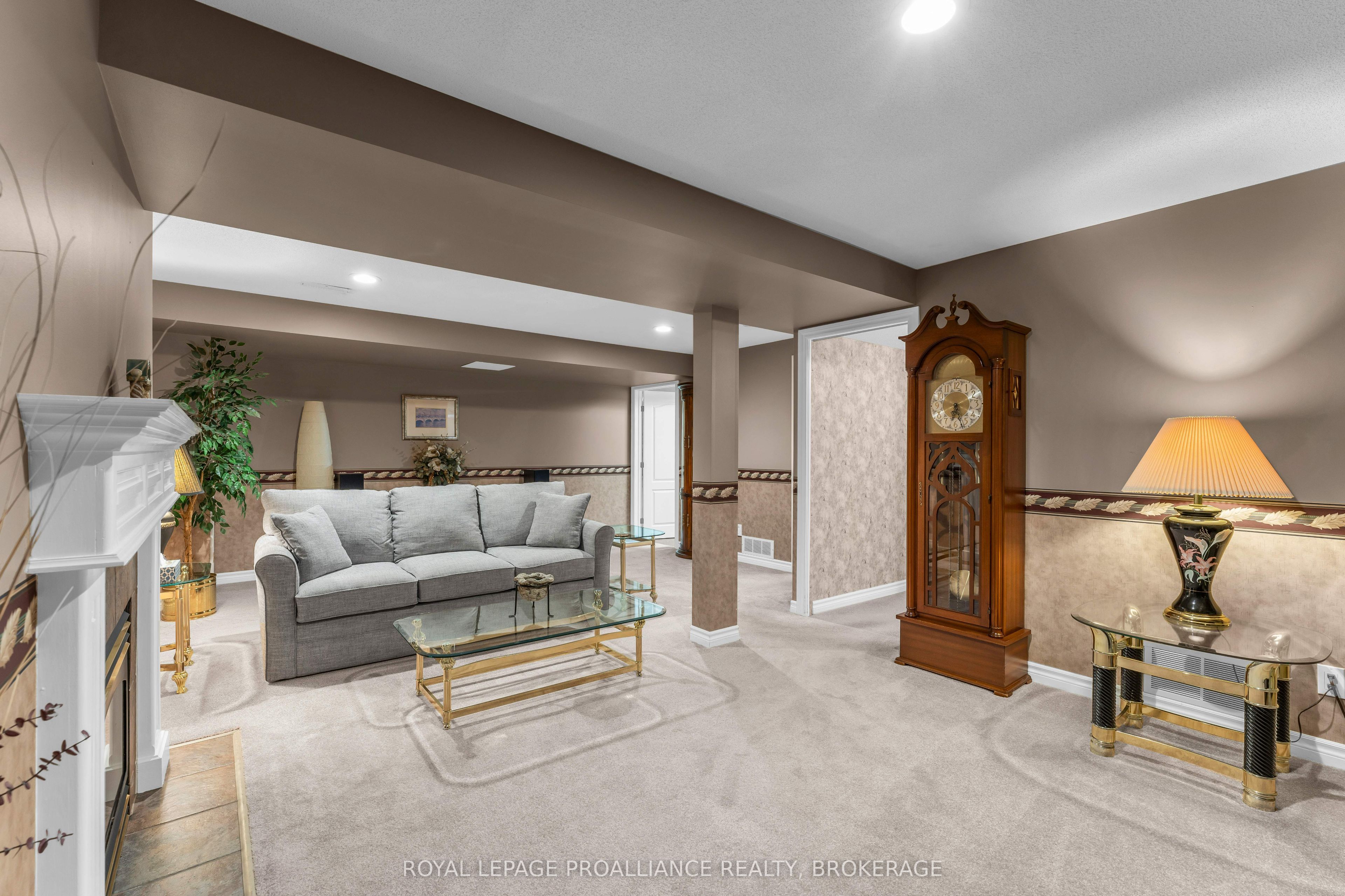 523 Trimble Gate Property Photo 31