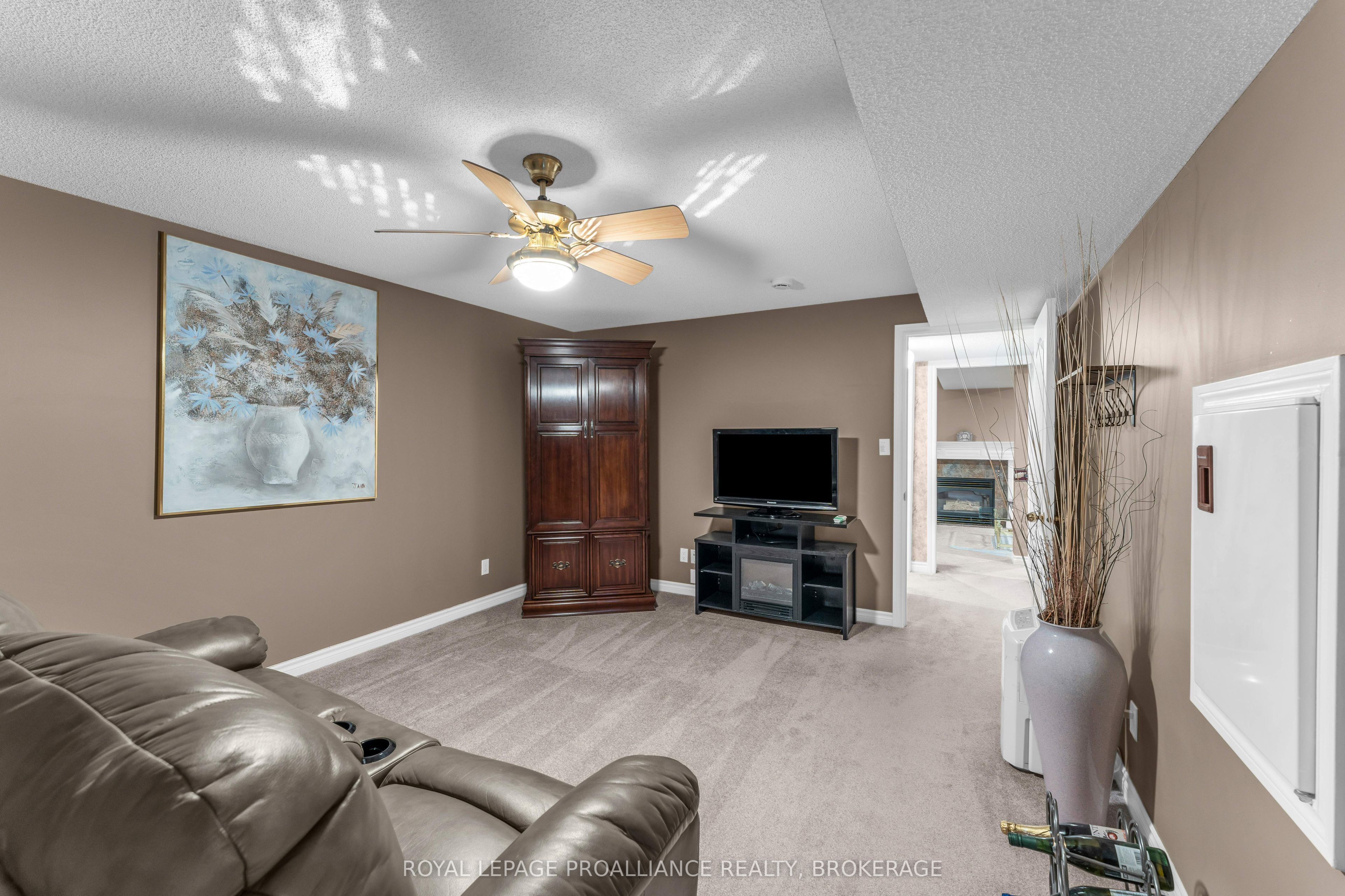 523 Trimble Gate Property Photo 34