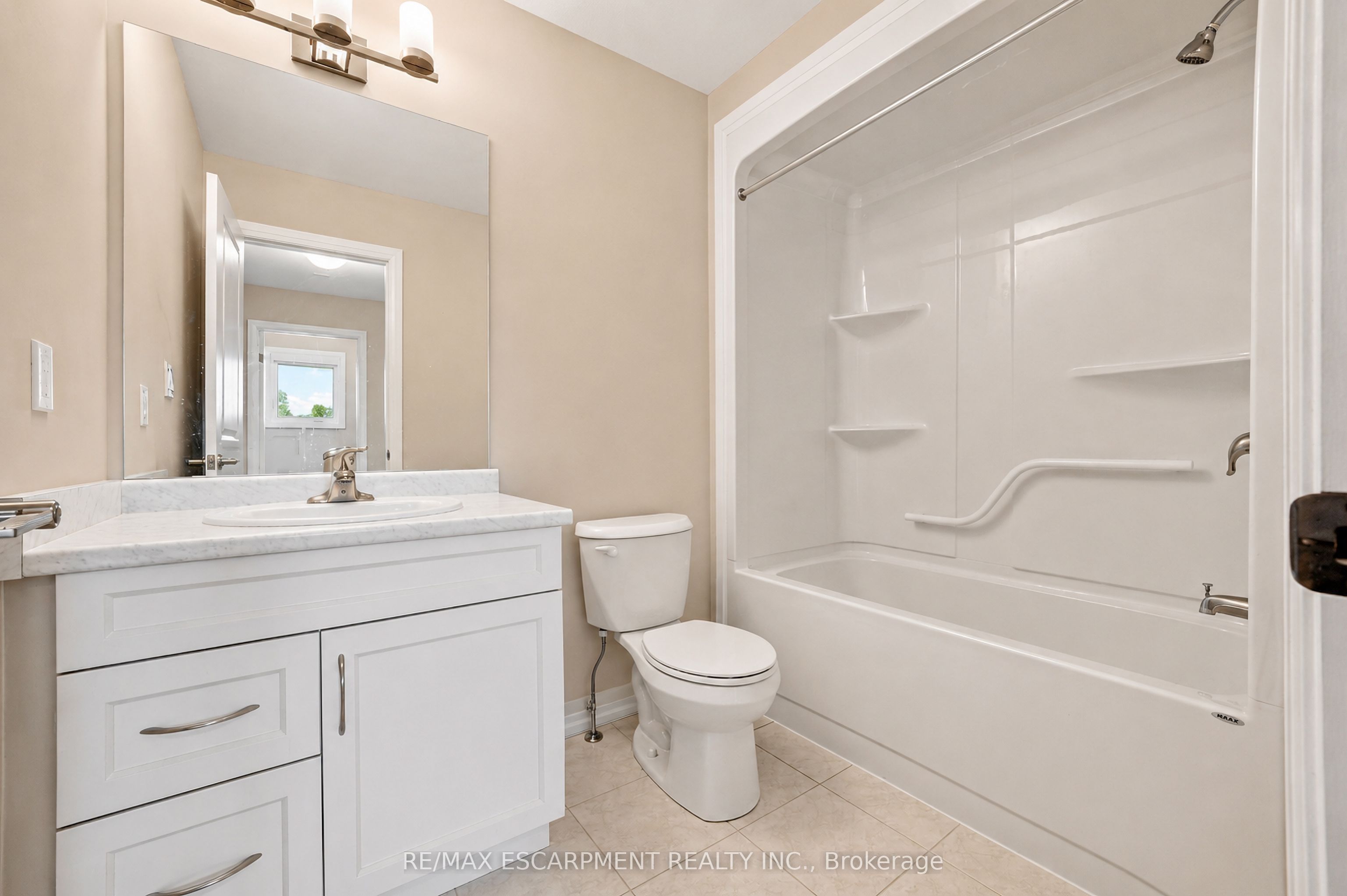 761 Bradford Avenue Property Photo 20