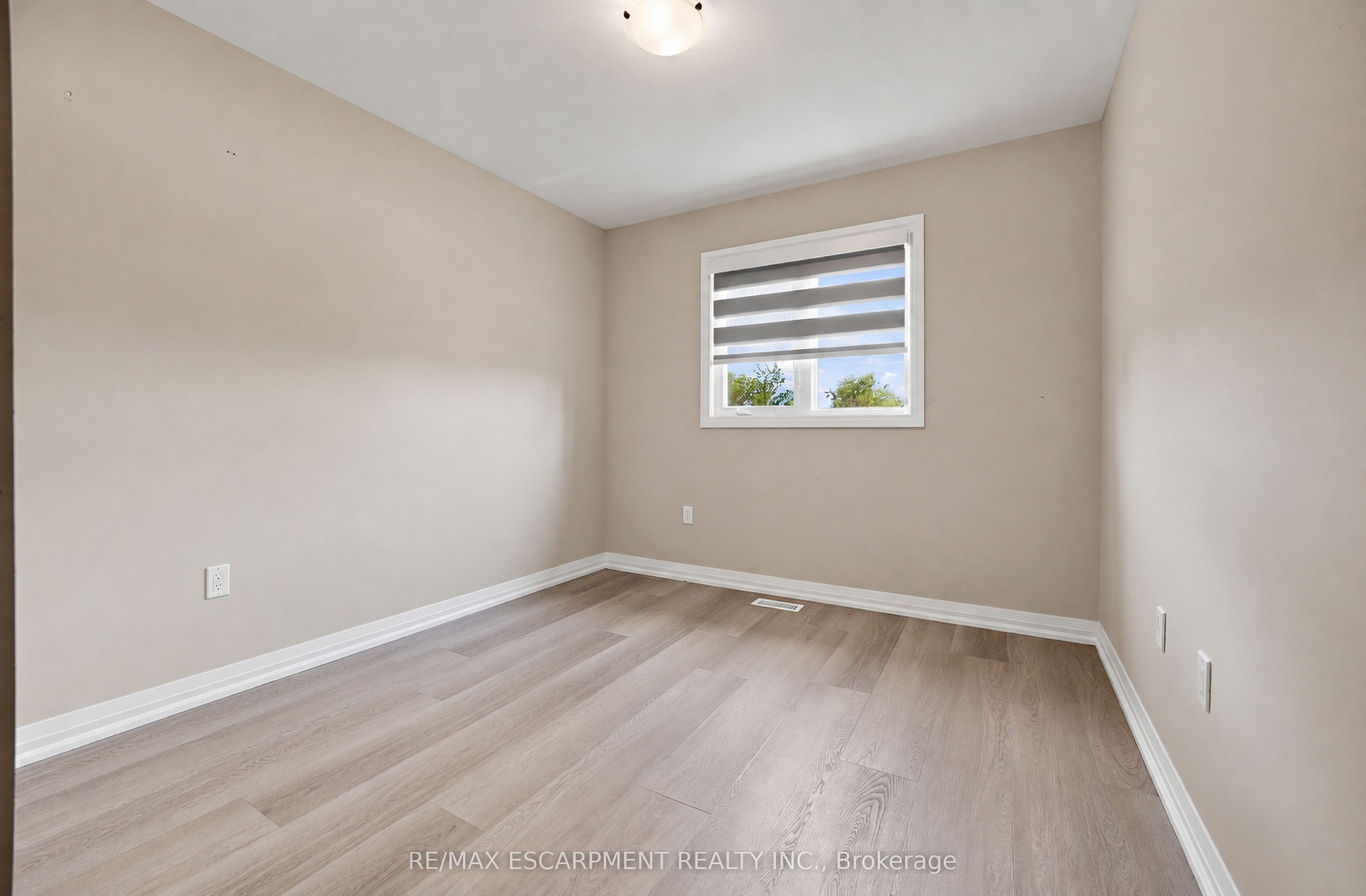 761 Bradford Avenue Property Photo 23