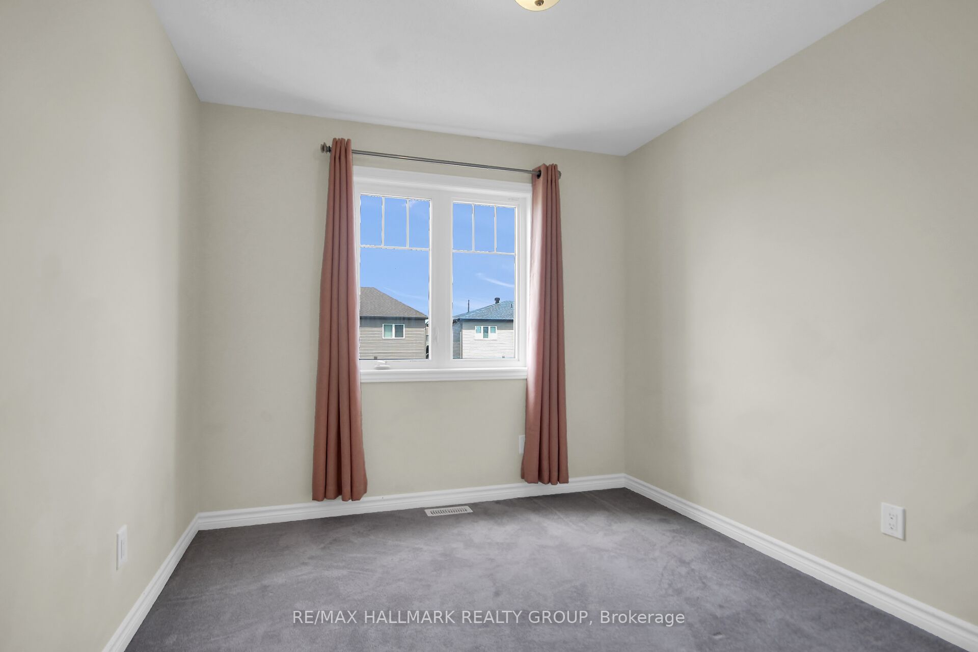 207 Willow Aster Circle Property Photo 35