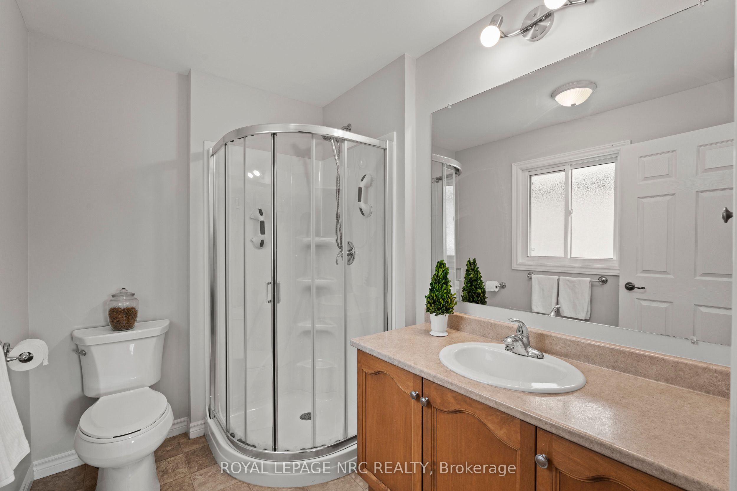 3988 Sunset Lane Property Photo 16