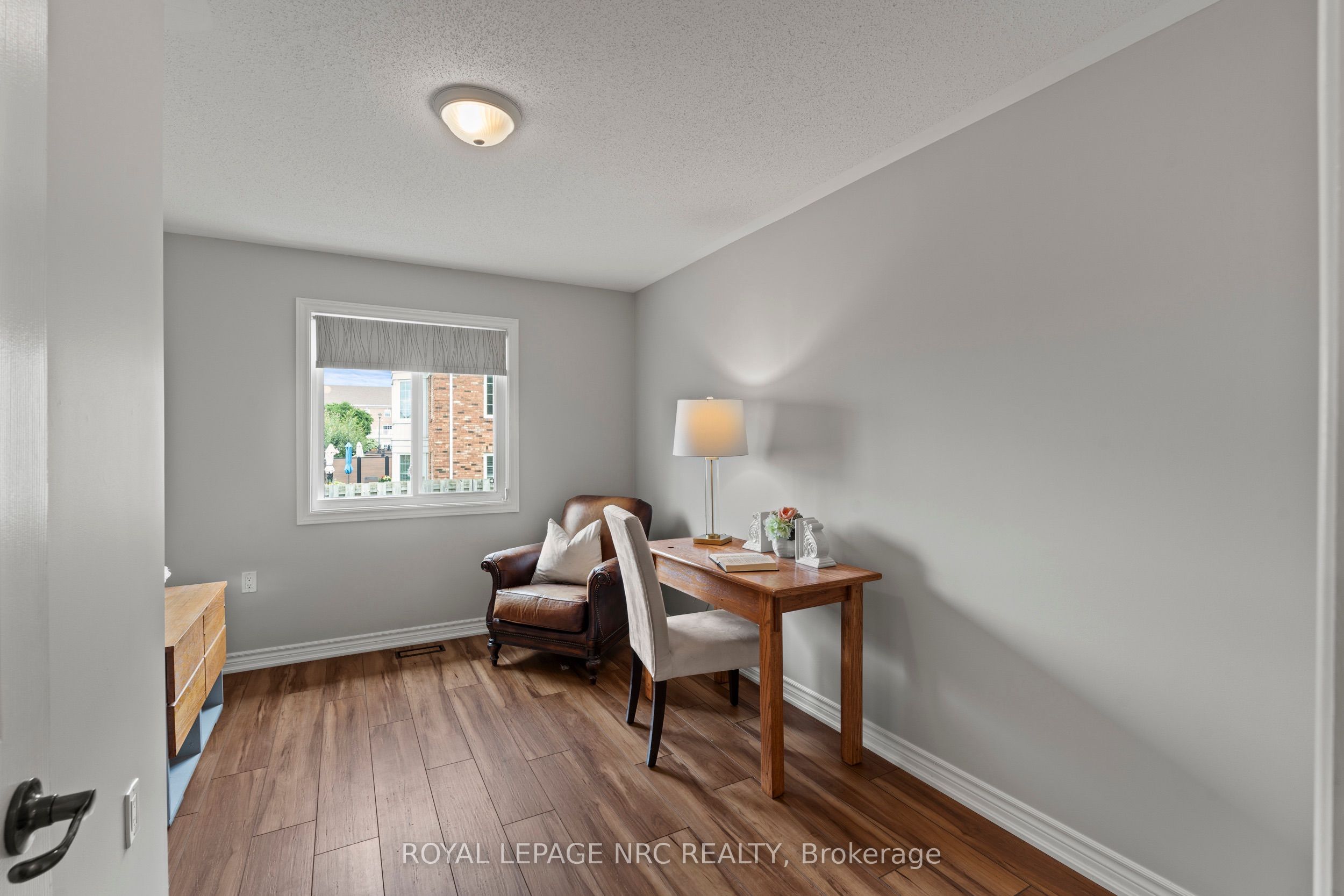3988 Sunset Lane Property Photo 17