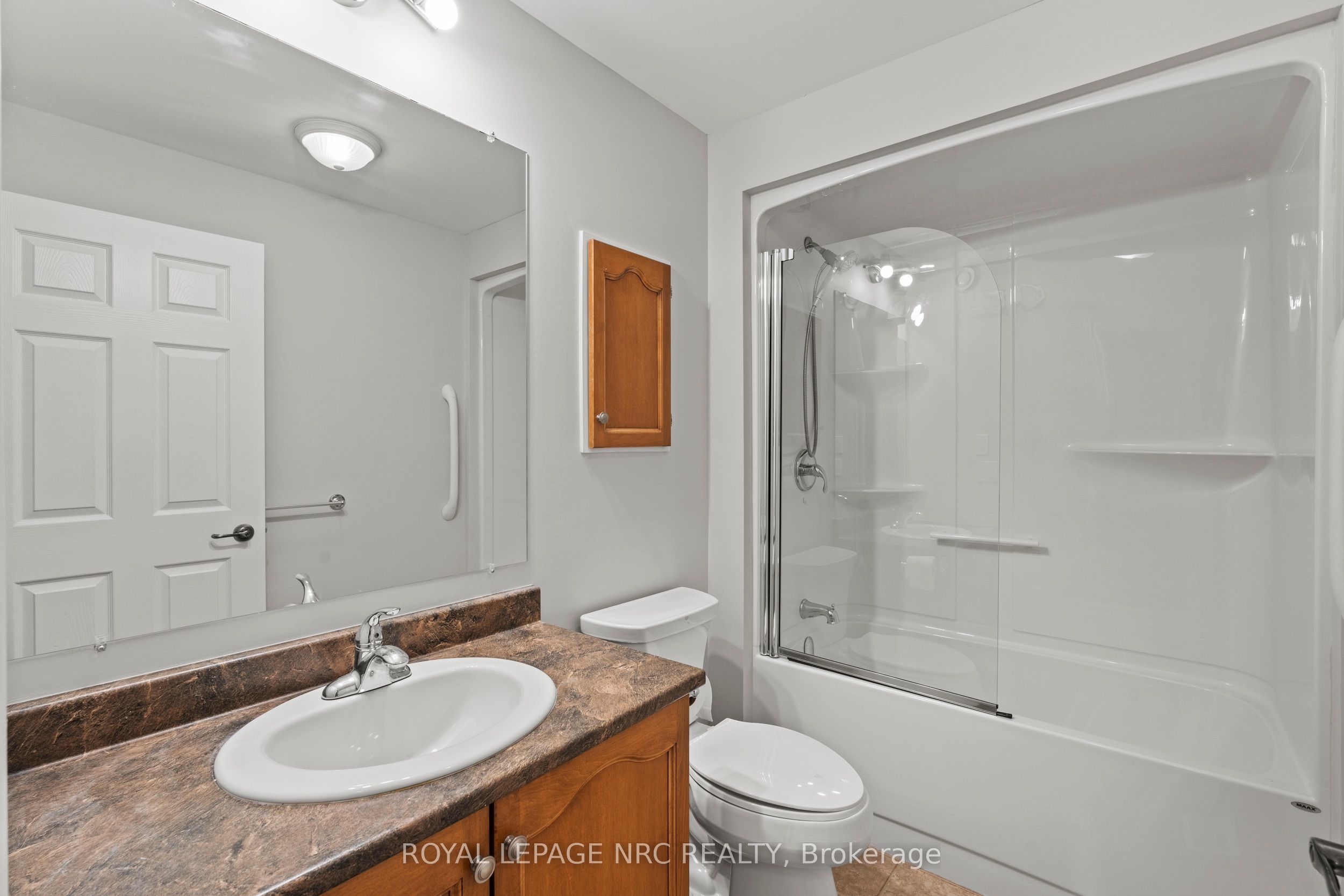 3988 Sunset Lane Property Photo 18